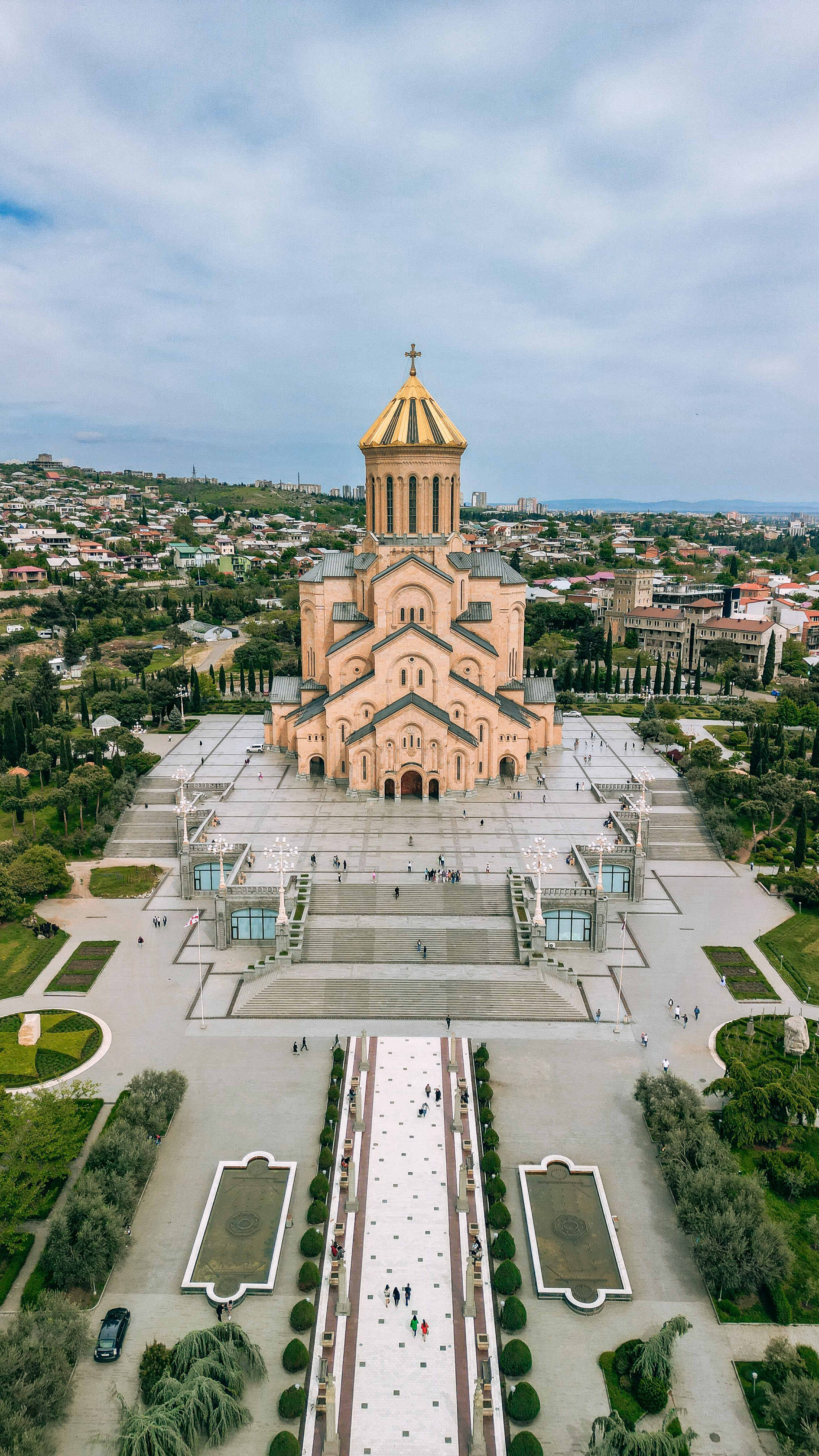 Грузия 2023. Человек с фотокамерой