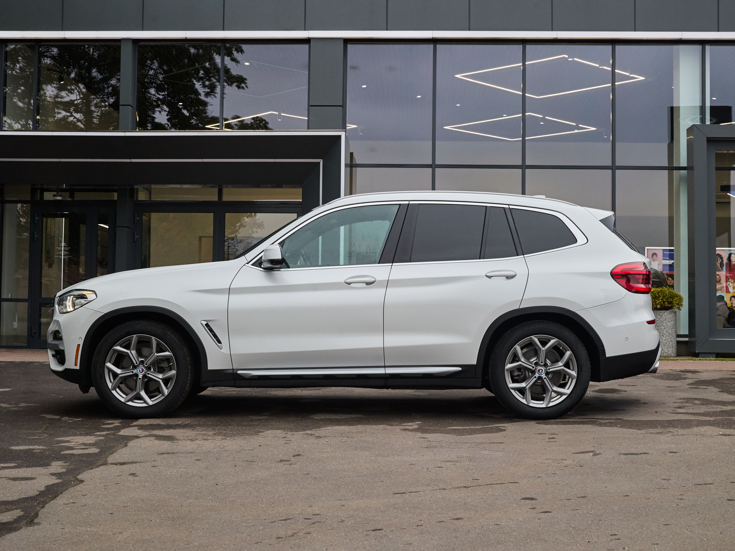 BMW X3. IDeAI studio