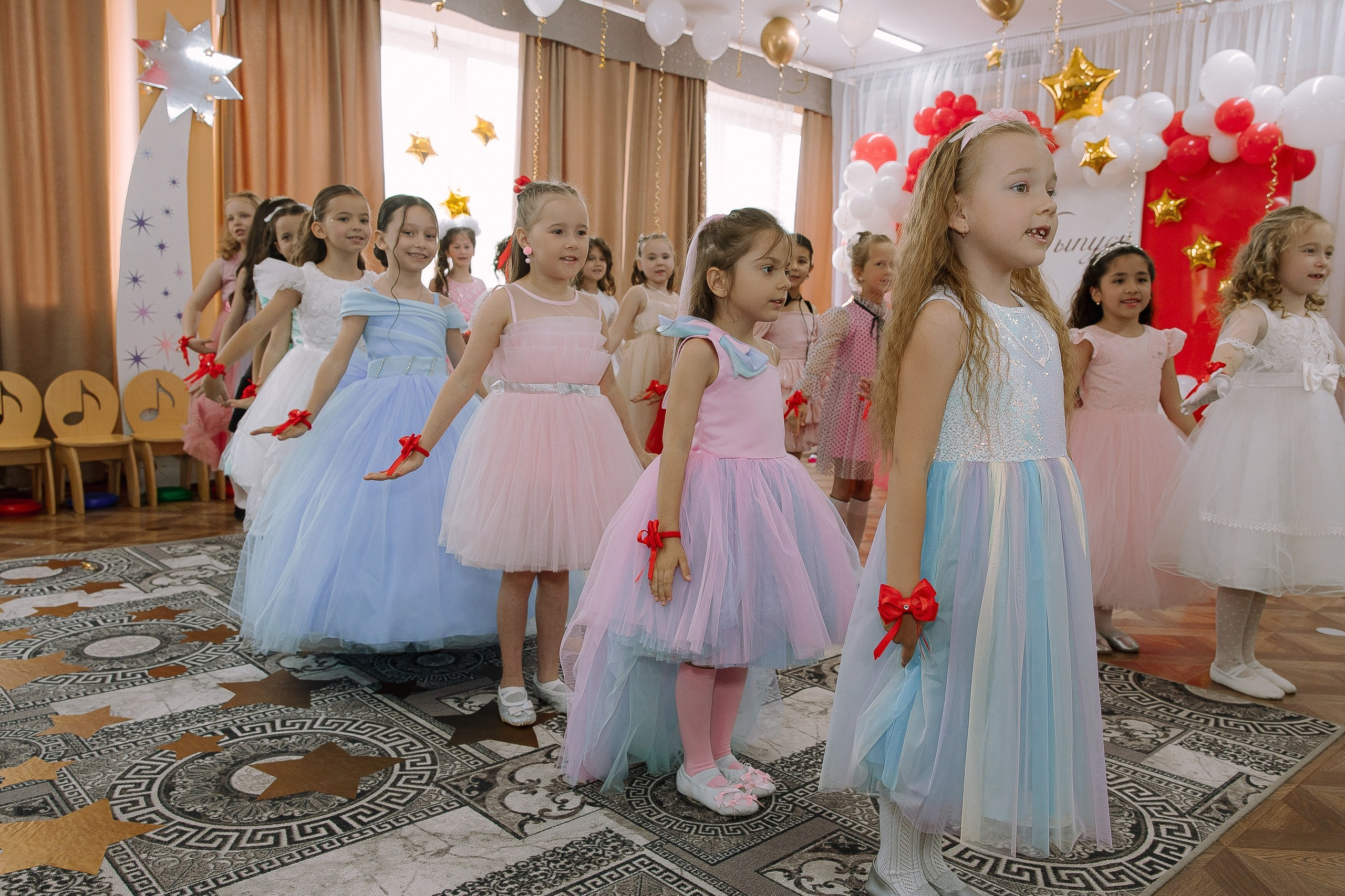 Выпускной в ДС 26. Выпускные альбомы Натальи Бутко: Новороссийск, Анапа, Геленджик