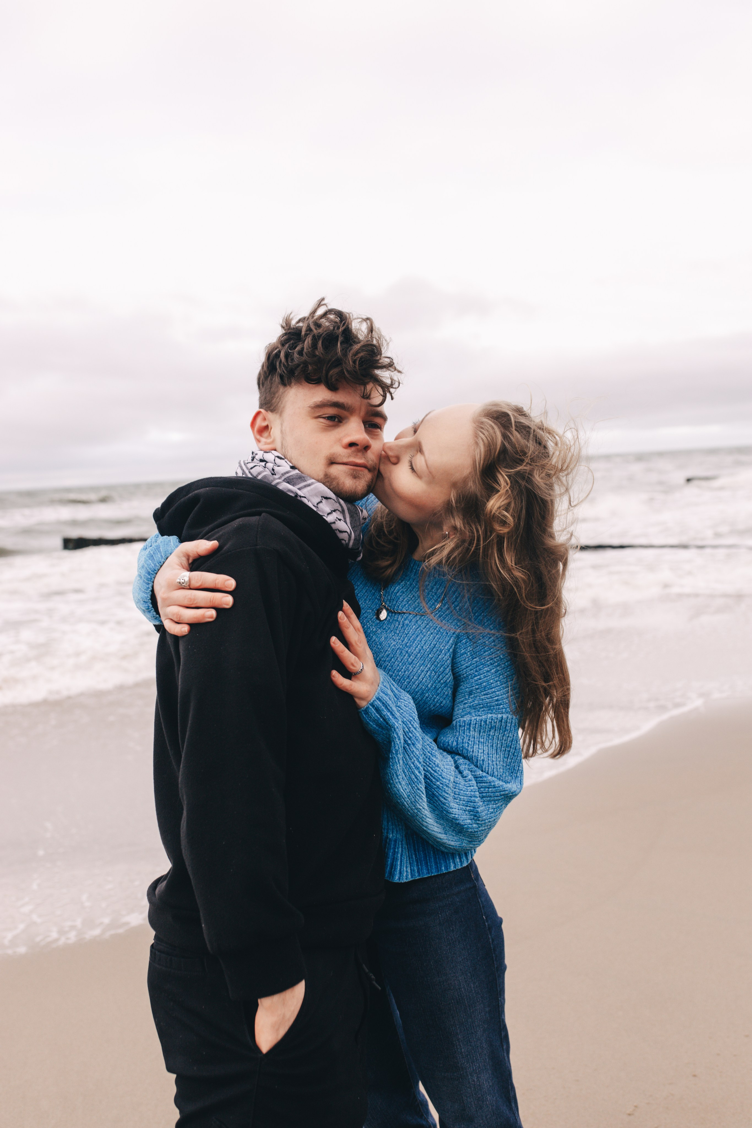 Щека к щеке. Фотограф Амалия Ахмедова, Калининград