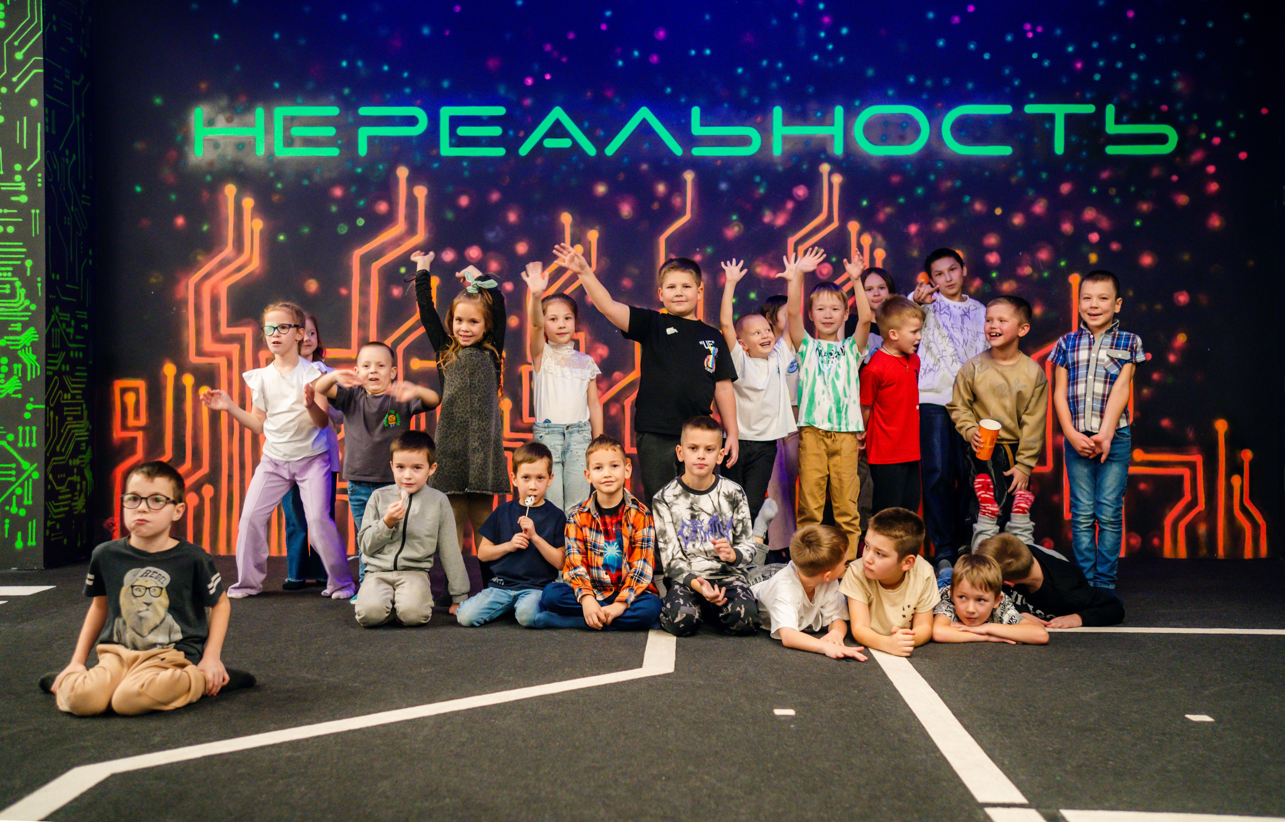 VR (November-December 2024). Felixtones