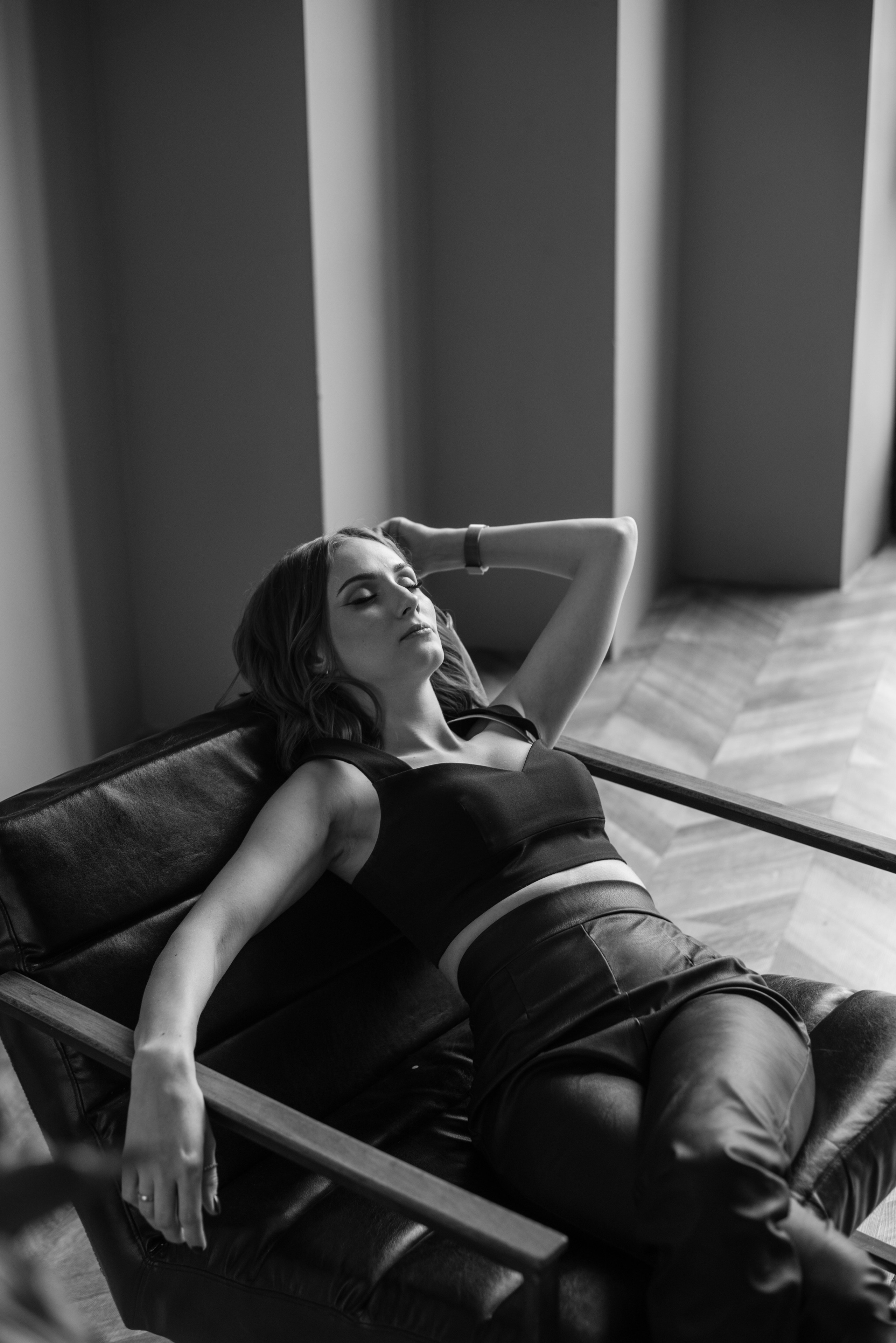 Фотосессия девушки в топе