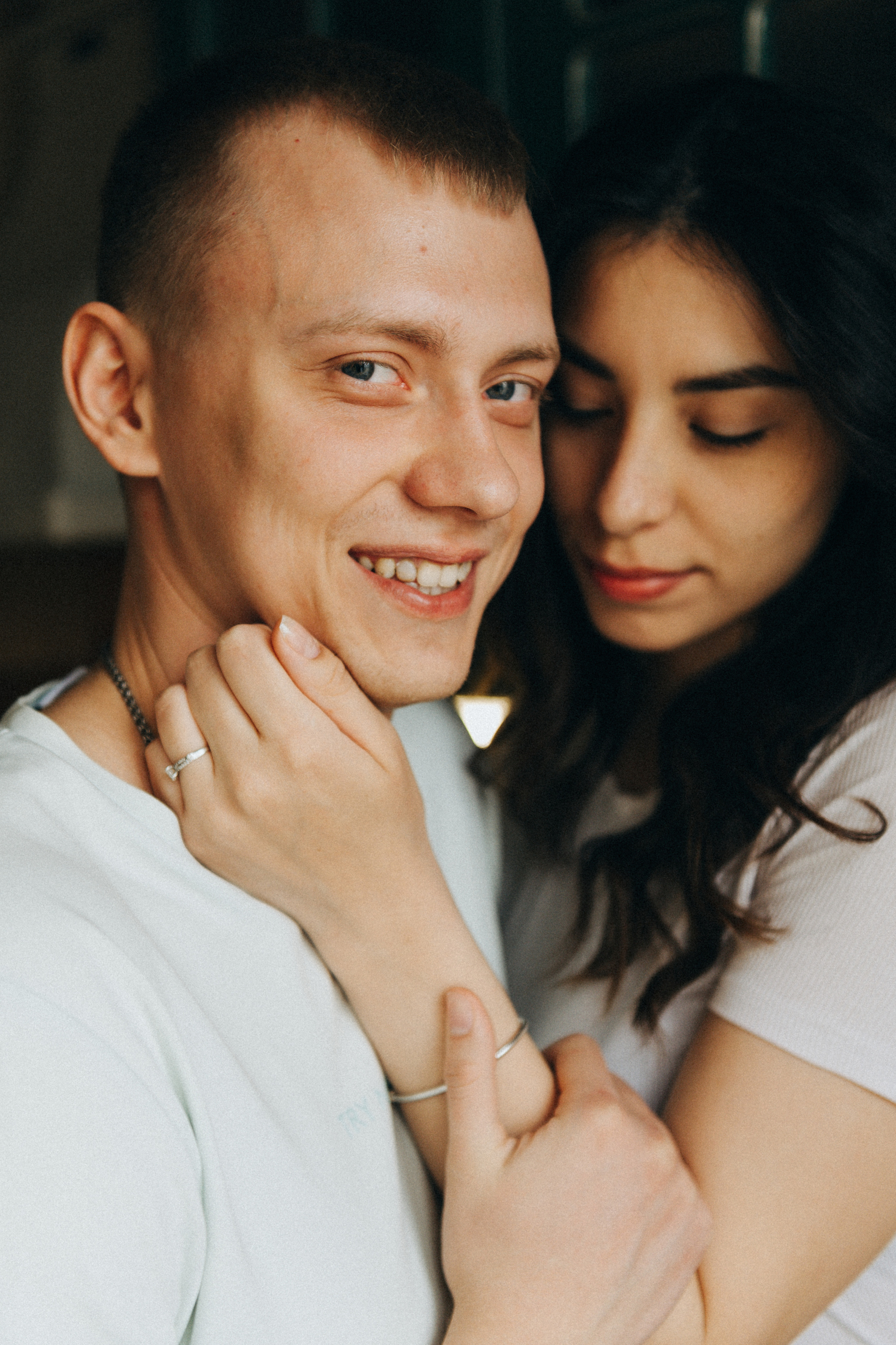 Фотосессия Love Story. Фотограф в Барнауле Дарья Бутурлакина. Люби.Цени.Касайся