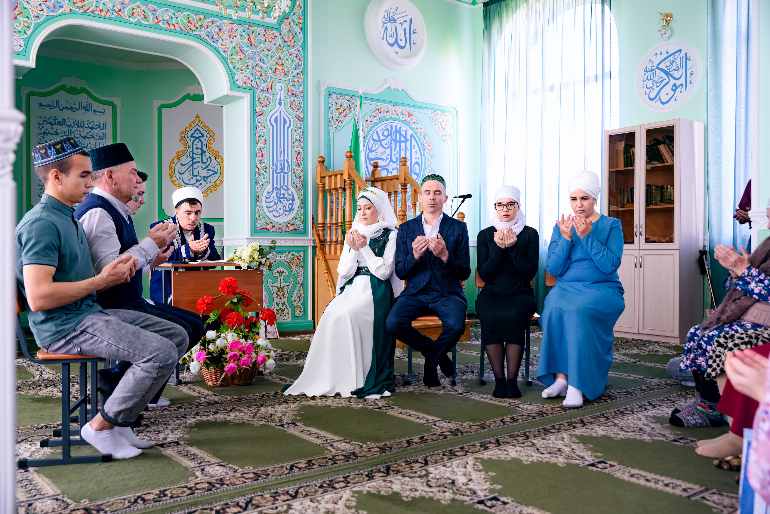 Айнур и Гульназ. Фотограф людей, белок и единорогов)