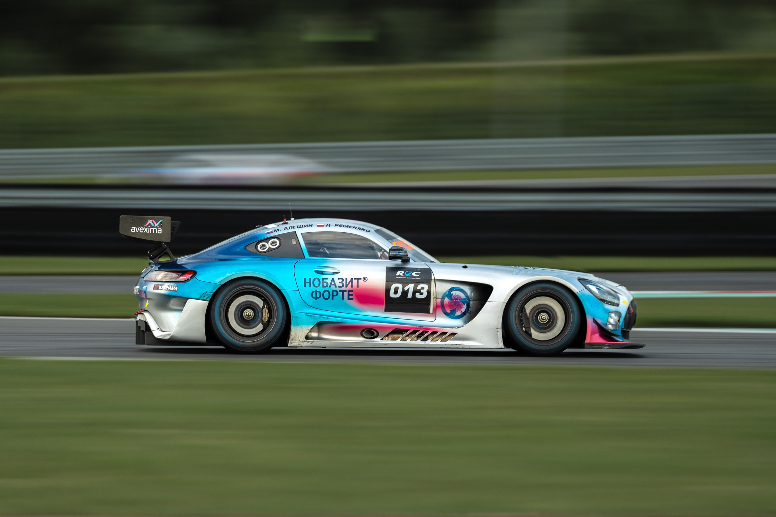 Фото четвертого этапа Российской серии гонок на выносливость. Фотограф Николай Прокофьев модельные тесты в Москве