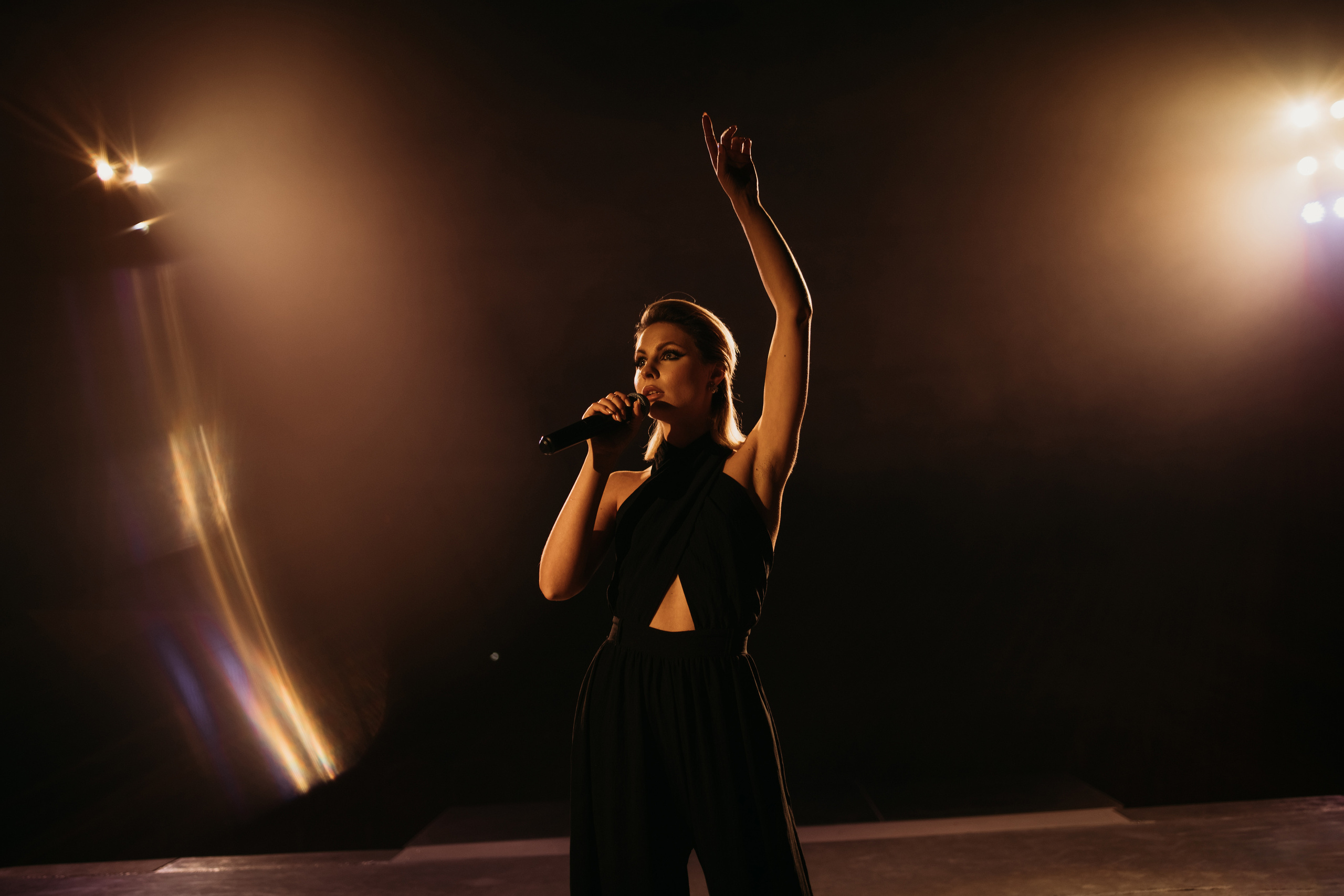 Съёмка эксперта вокалистки! Мощно, по королевски, бесподобно. Фотограф Сочи Татьяна Зорина