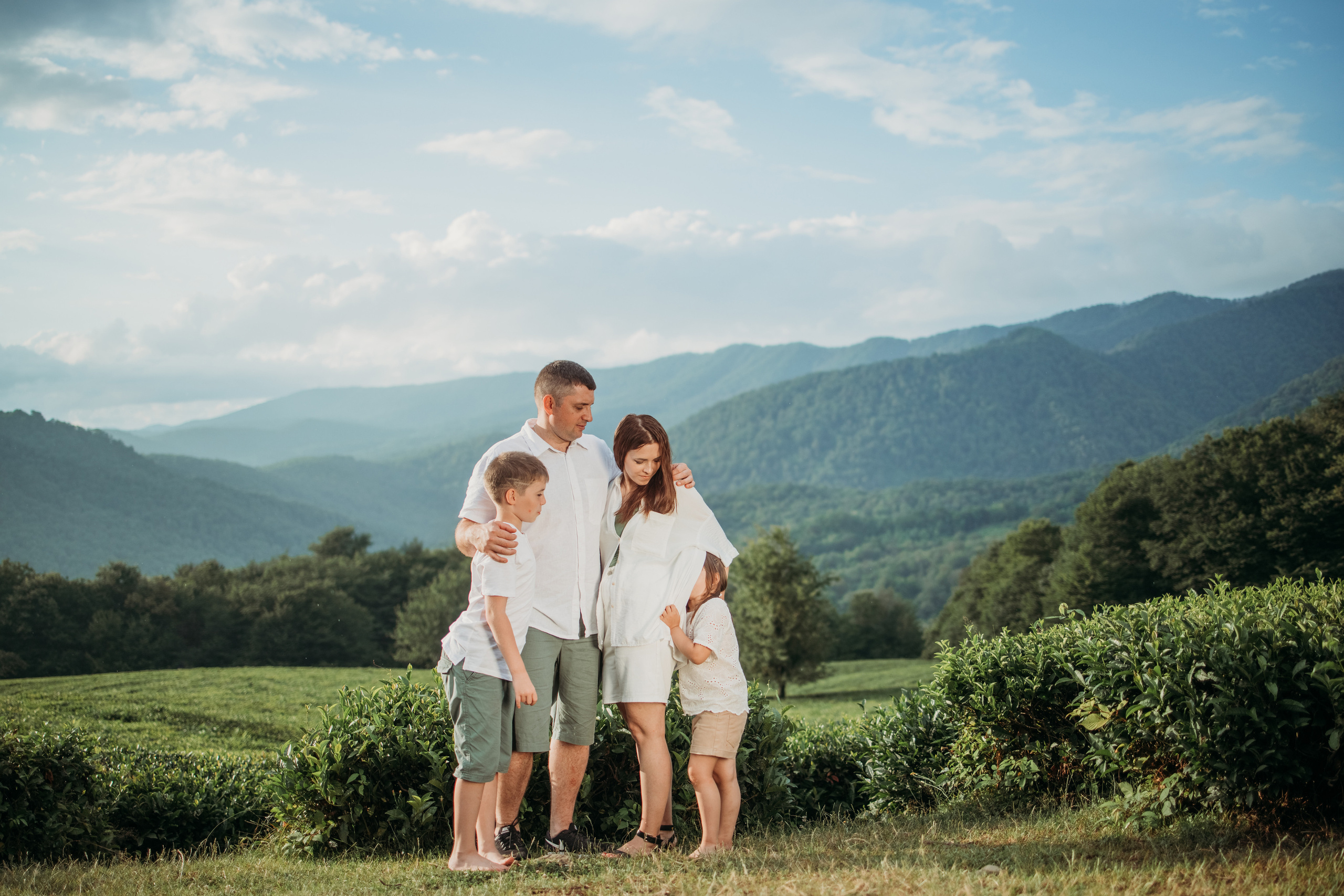 Семейная прогулка по плантациям. Фотограф Сочи Татьяна Зорина