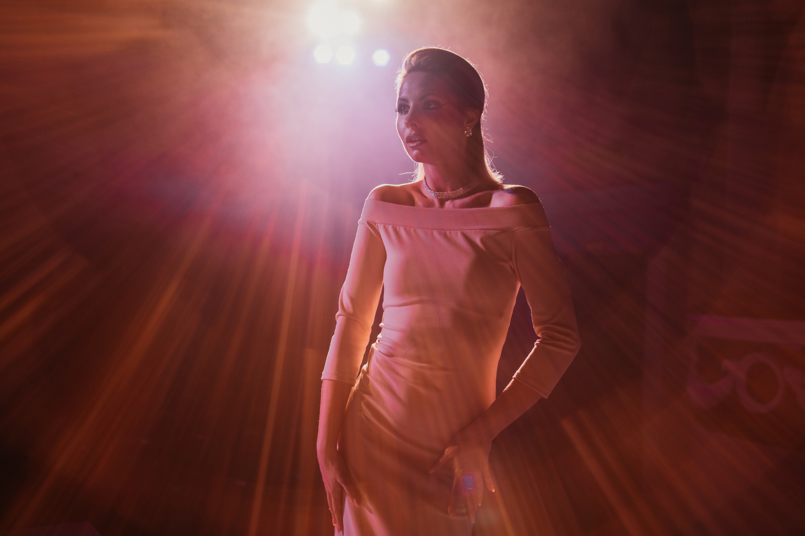 Съёмка эксперта вокалистки! Мощно, по королевски, бесподобно. Фотограф Сочи Татьяна Зорина