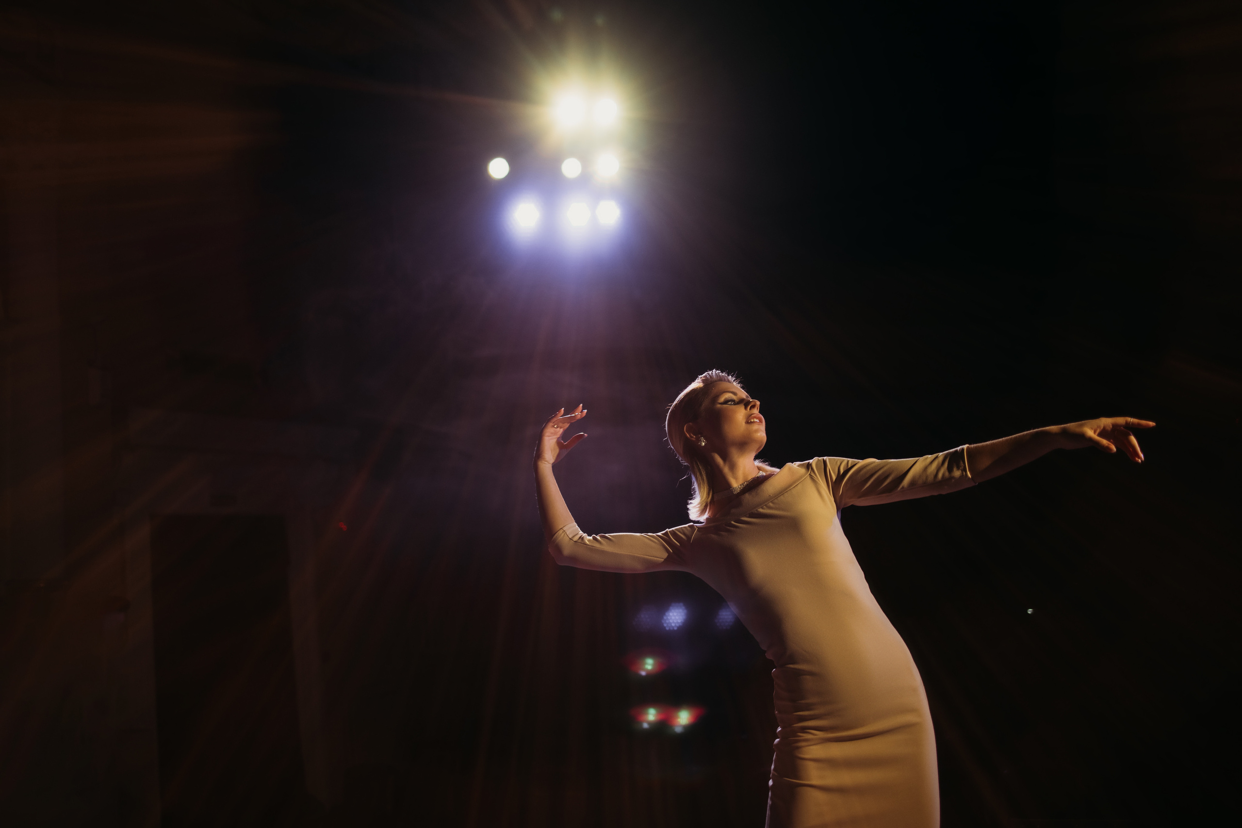 Съёмка эксперта вокалистки! Мощно, по королевски, бесподобно. Фотограф Сочи Татьяна Зорина