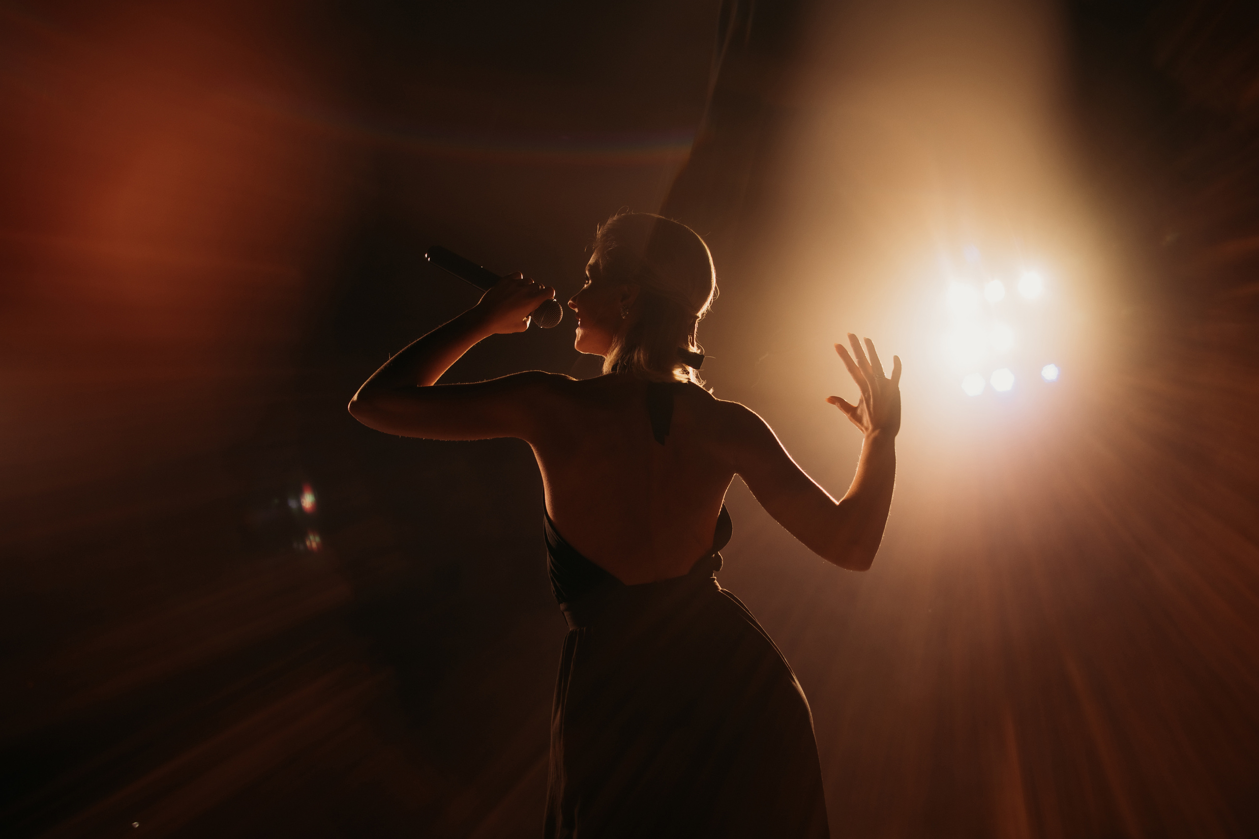 Съёмка эксперта вокалистки! Мощно, по королевски, бесподобно. Фотограф Сочи Татьяна Зорина