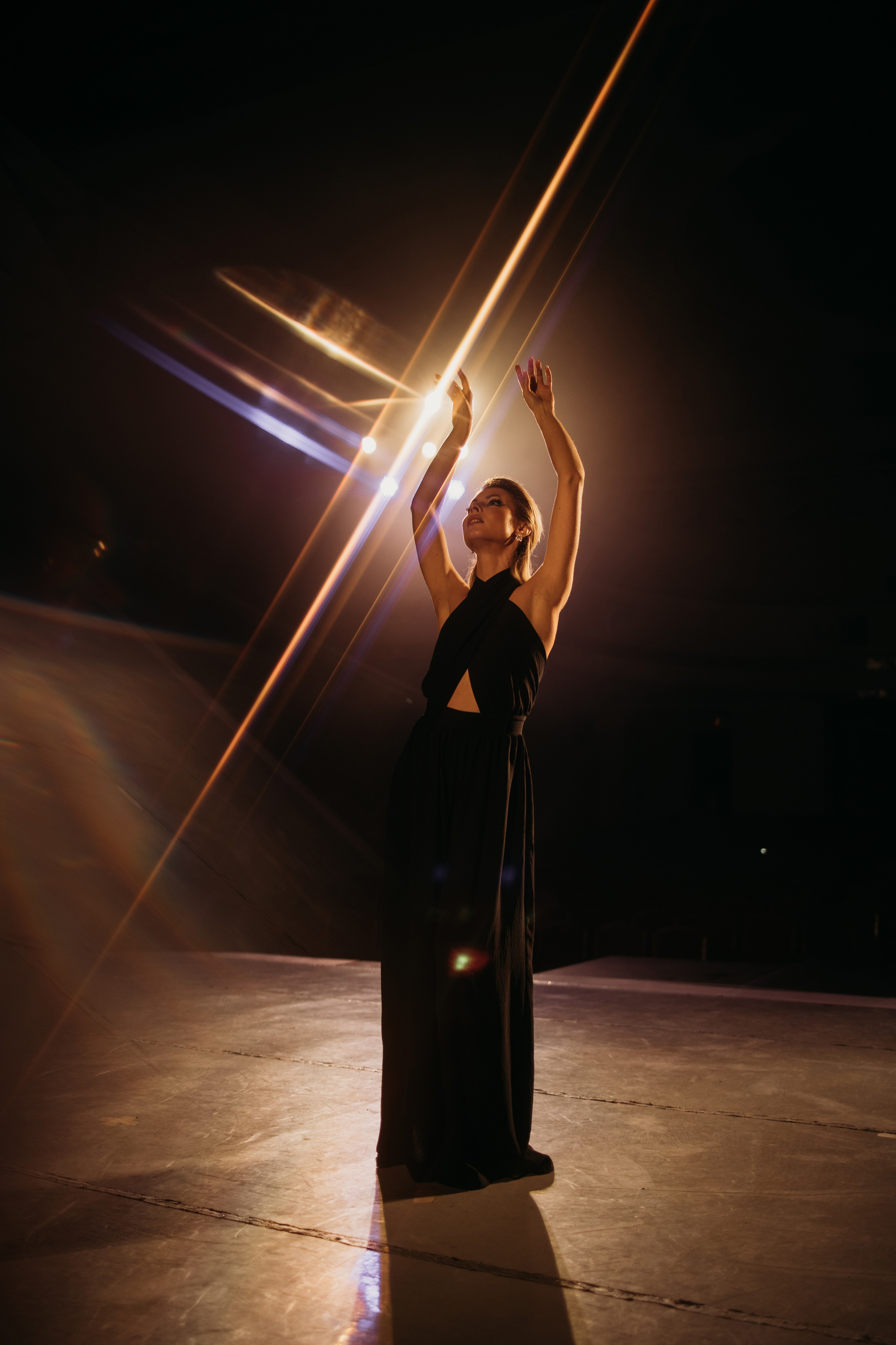 Съёмка эксперта вокалистки! Мощно, по королевски, бесподобно. Фотограф Сочи Татьяна Зорина