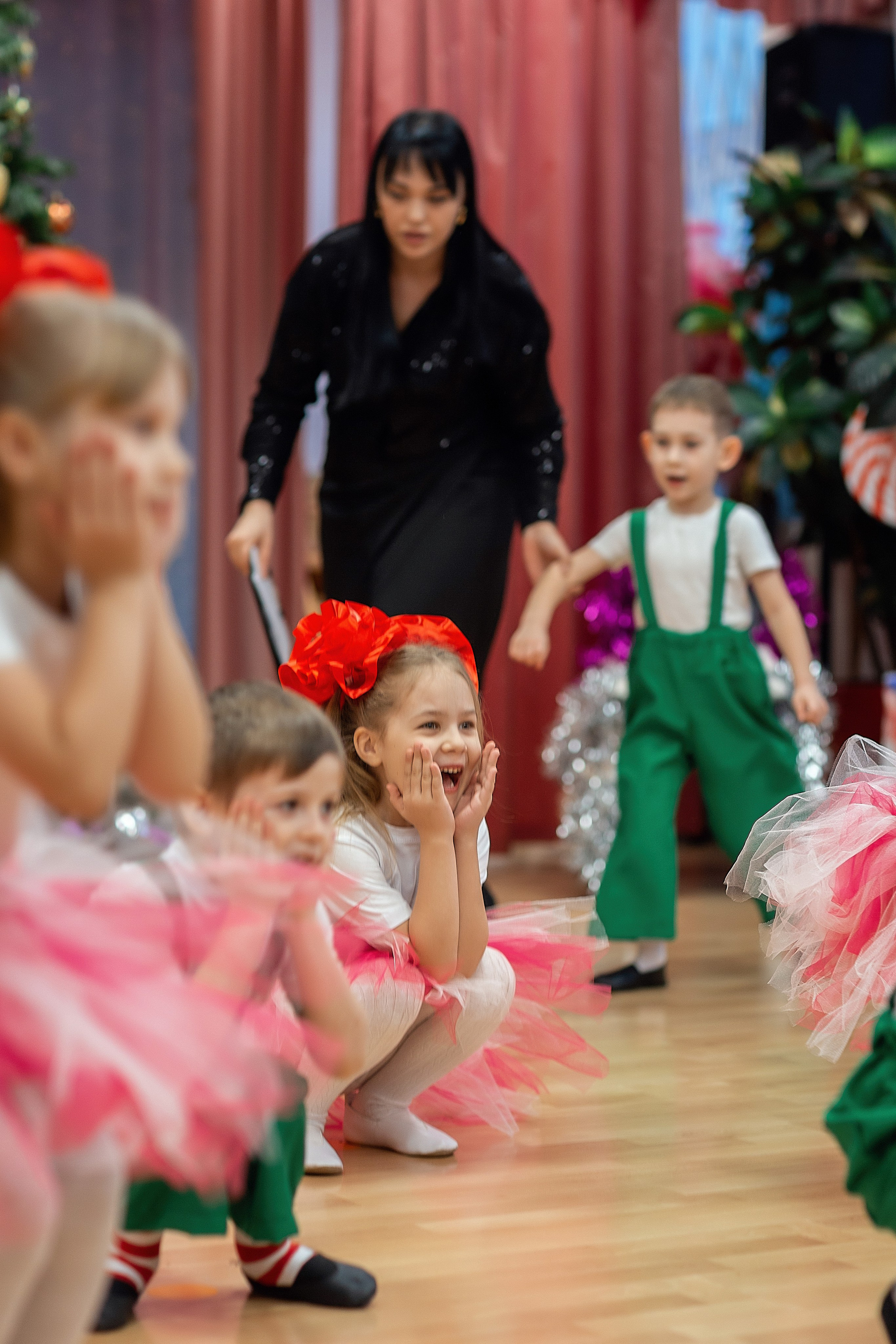 Утренник_"Карамельная фабрика» 2024. Семейный фотограф в Санкт-Петербурге