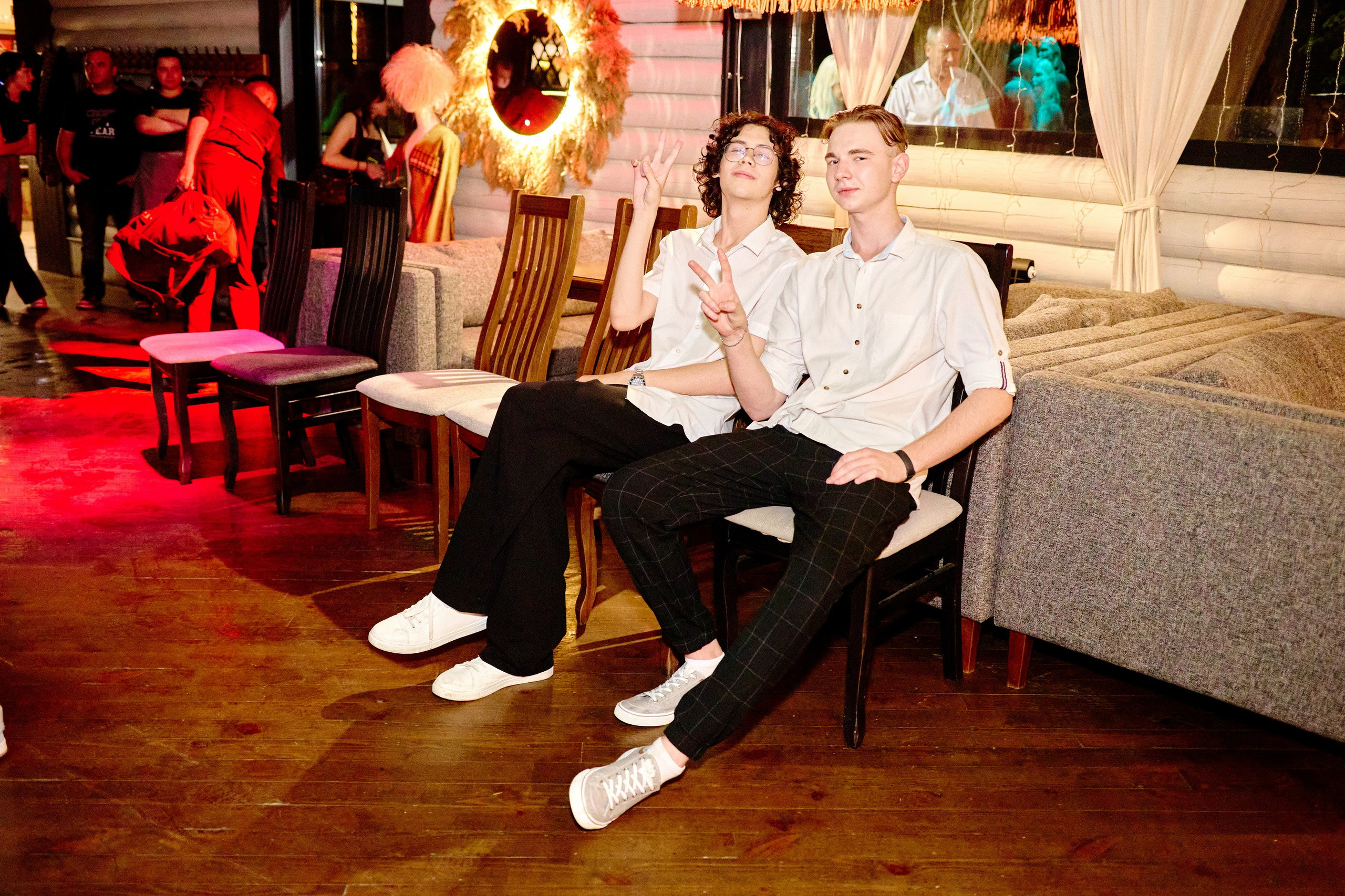 Выпускной 35 Сош. Фотограф Выпускные альбомы Таганрог Сергей Коробченко