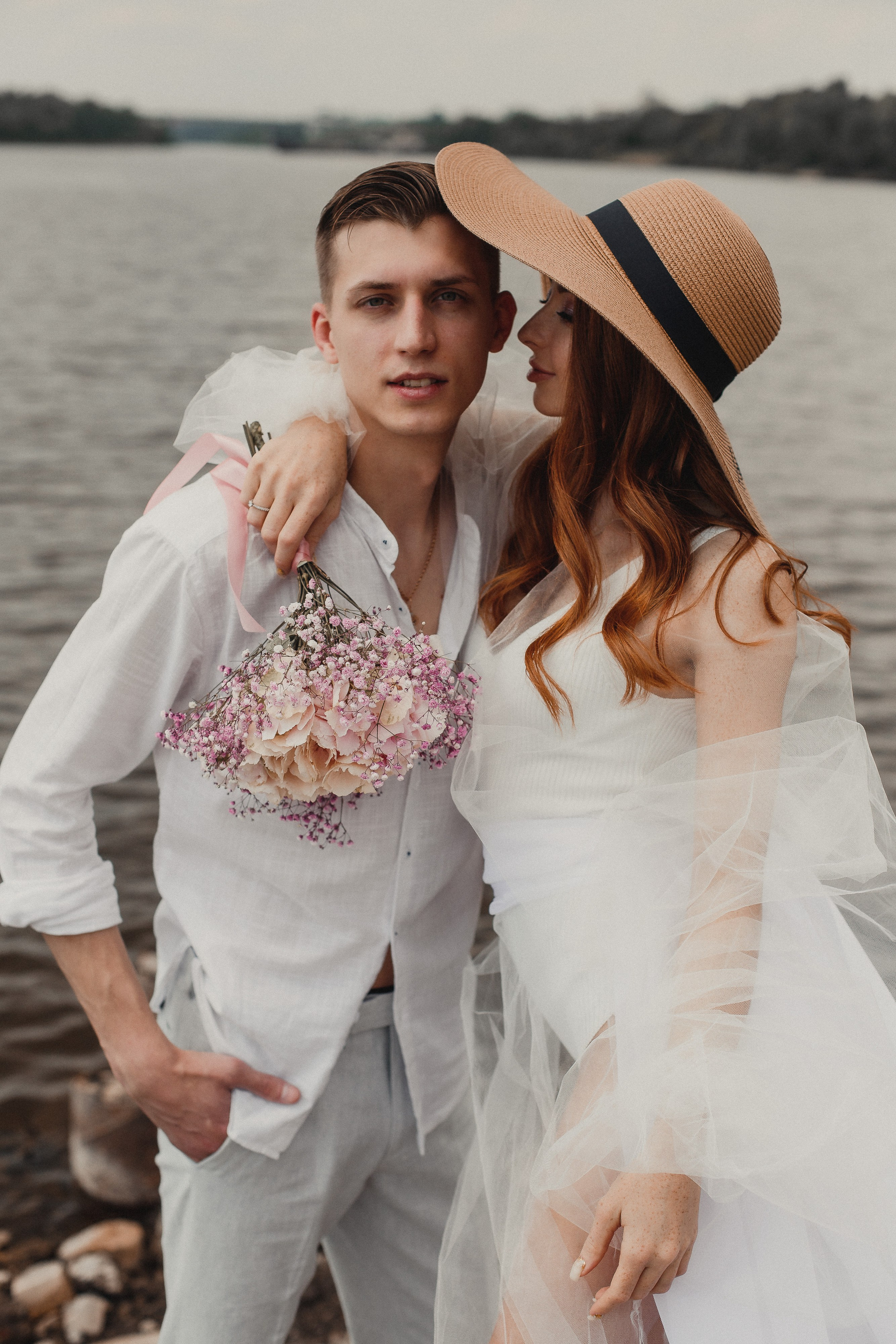 Не классическая на берегу. Креативный и женский Фотограф Омске Наталья Лебедева