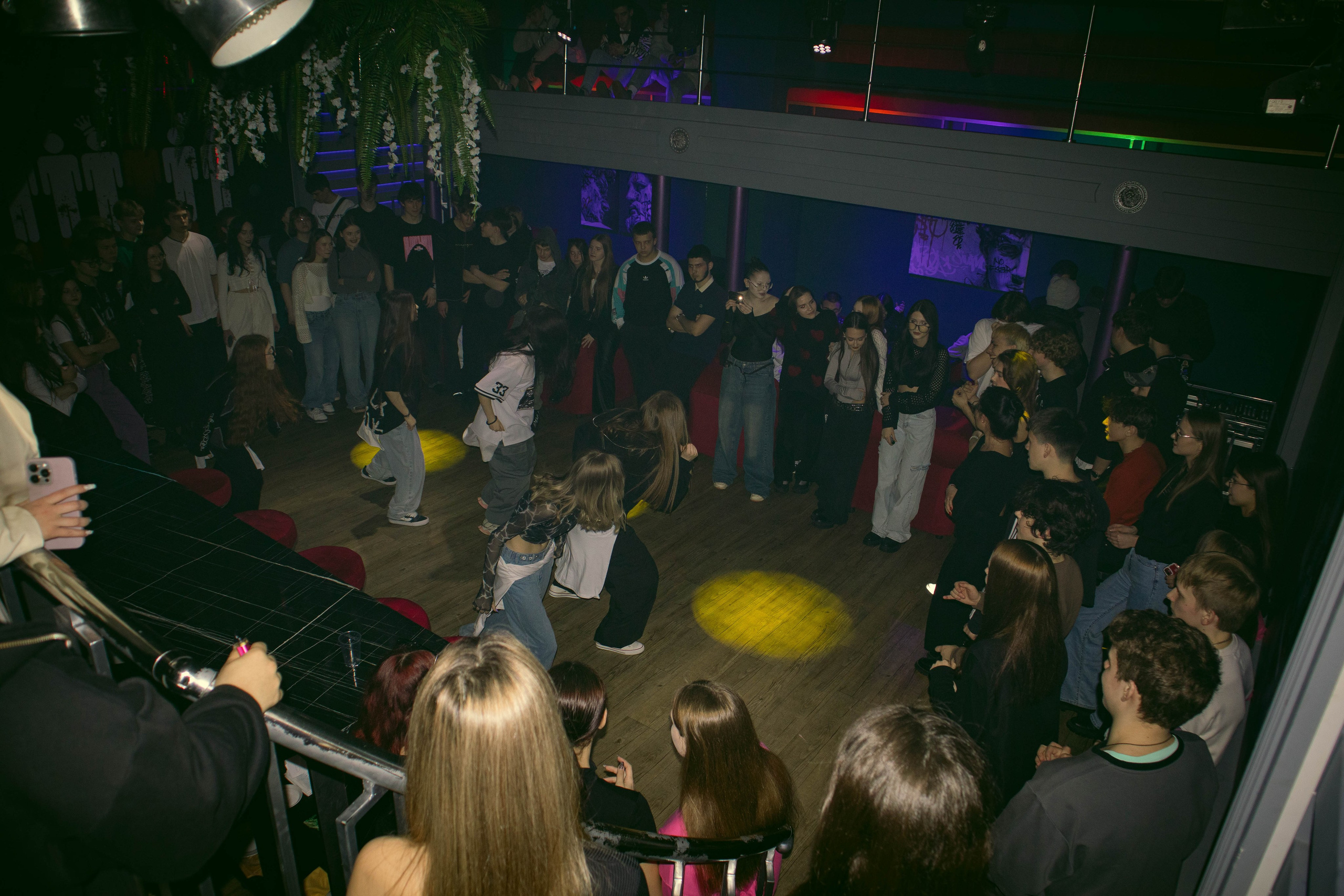 MOSHPIT. Фотограф и видеограф в Бугульме Аня Трутнева