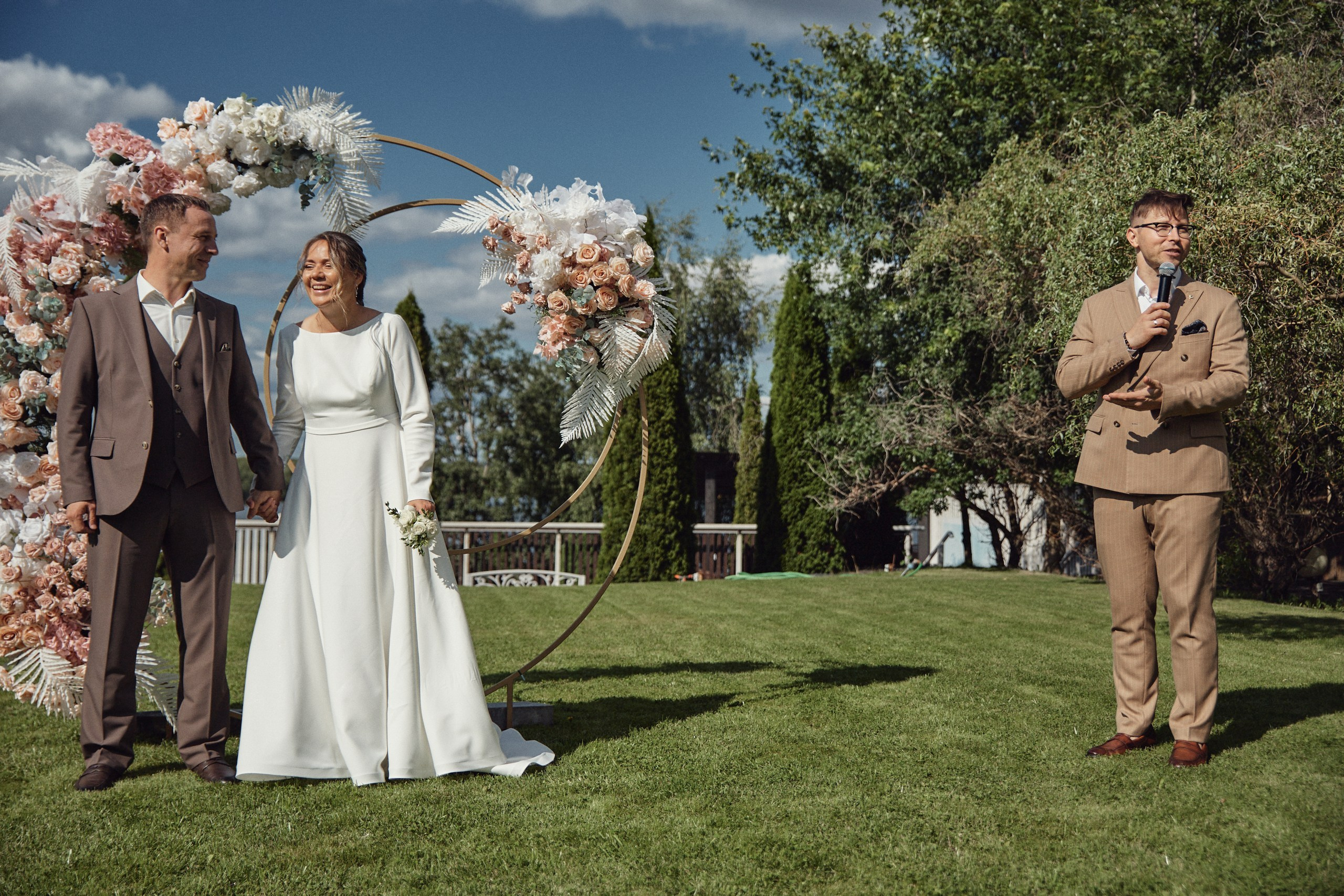 Счастье здесь. Свадебный фотограф Антон Артюшин. Работаю в Нижнем Новгороде и Москве