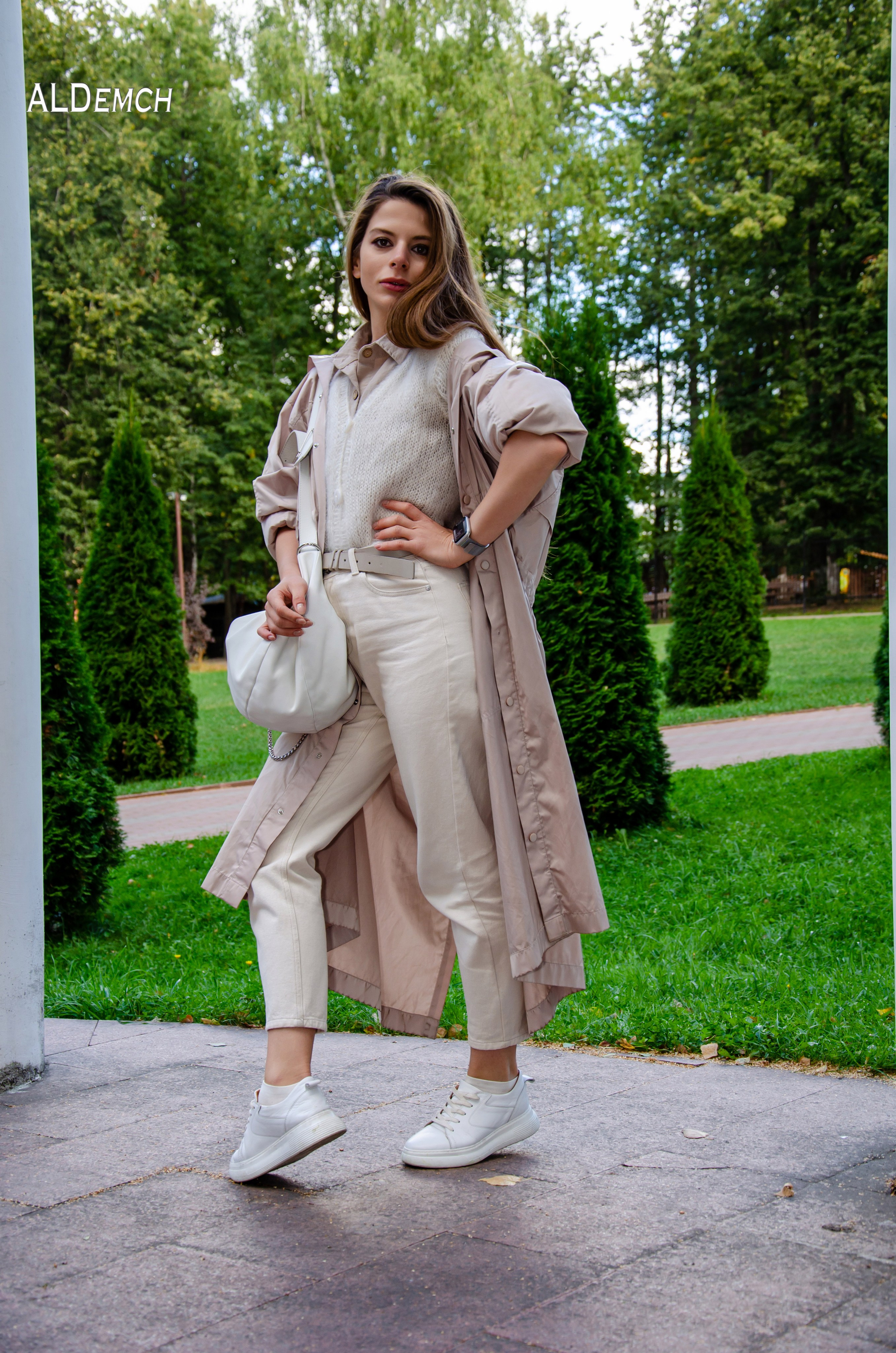 Портретный фотограф в студии и ретушёр в Москве и Дмитрове