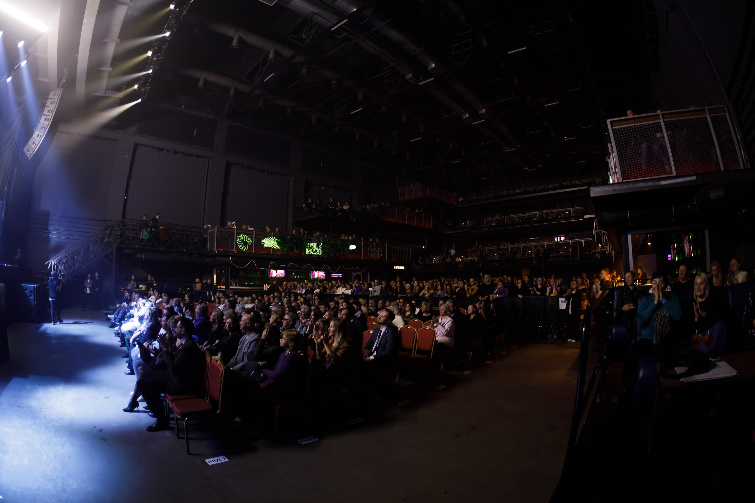 СЕРГЕЙ ПЕНКИН (1930). Катерина Киреева — фотограф в Москве
