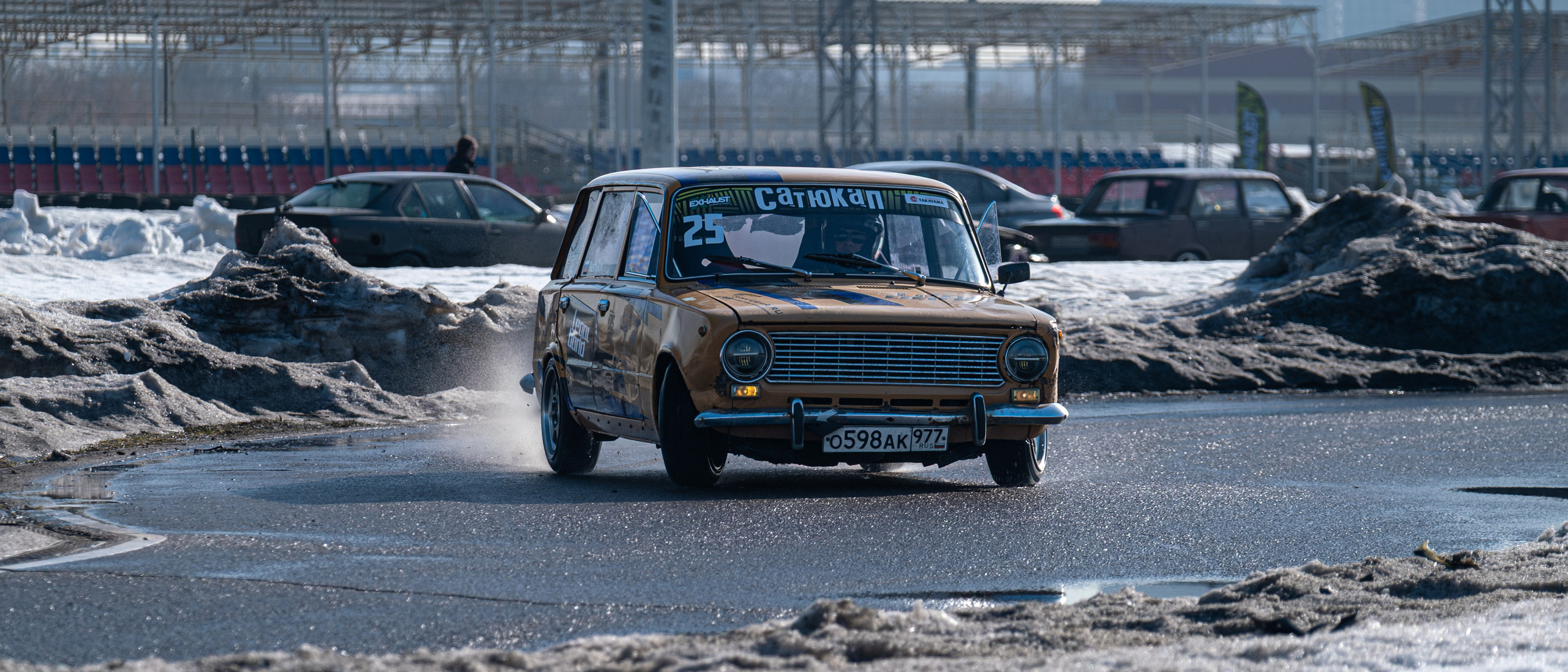 Спортивная автомобильная съемка. Malenkyia