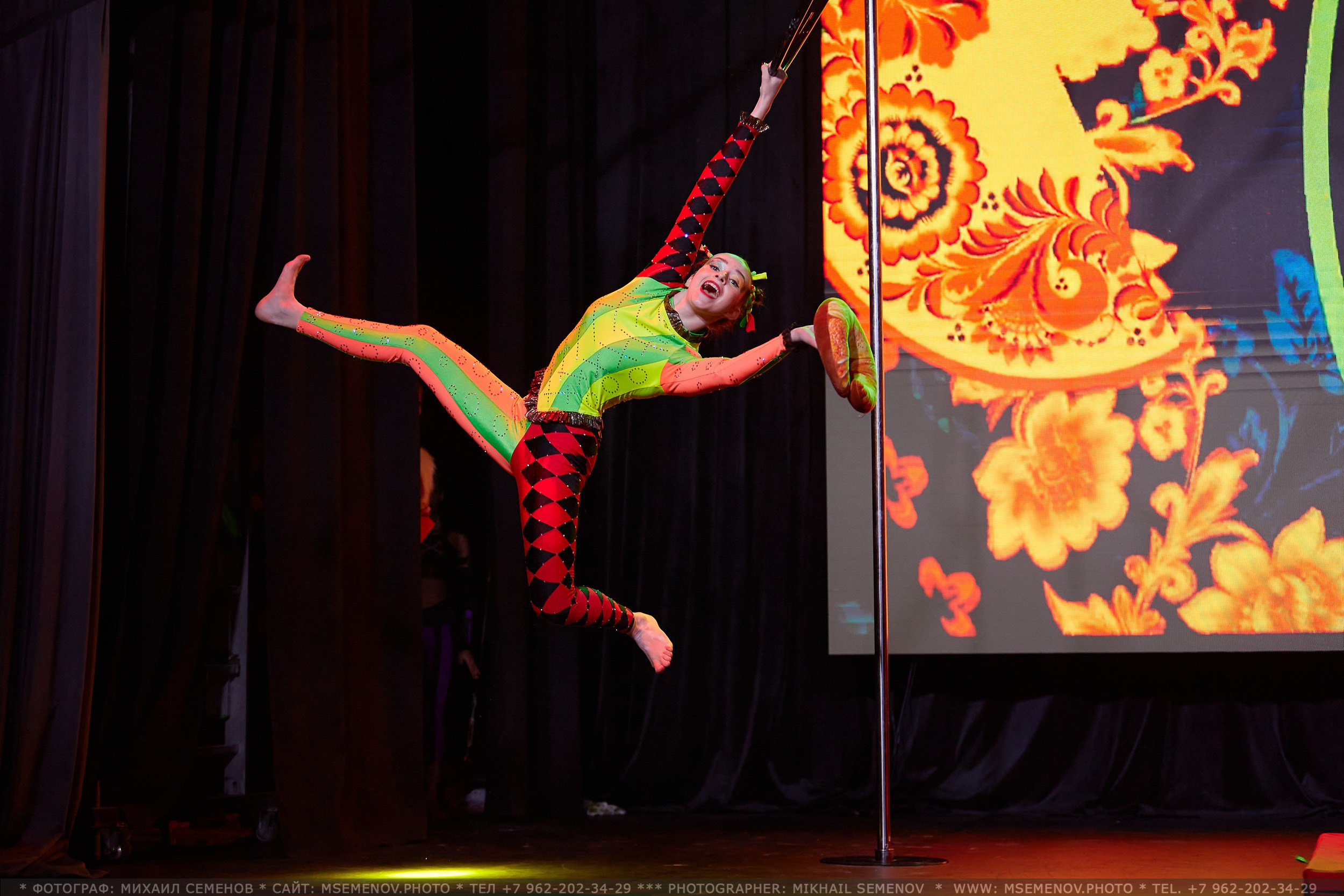 Анонс «SOUL POLE CHAMPIONSHIP IV». Photographer for business Mikhail Semenov. Aqua photo studio, photo school