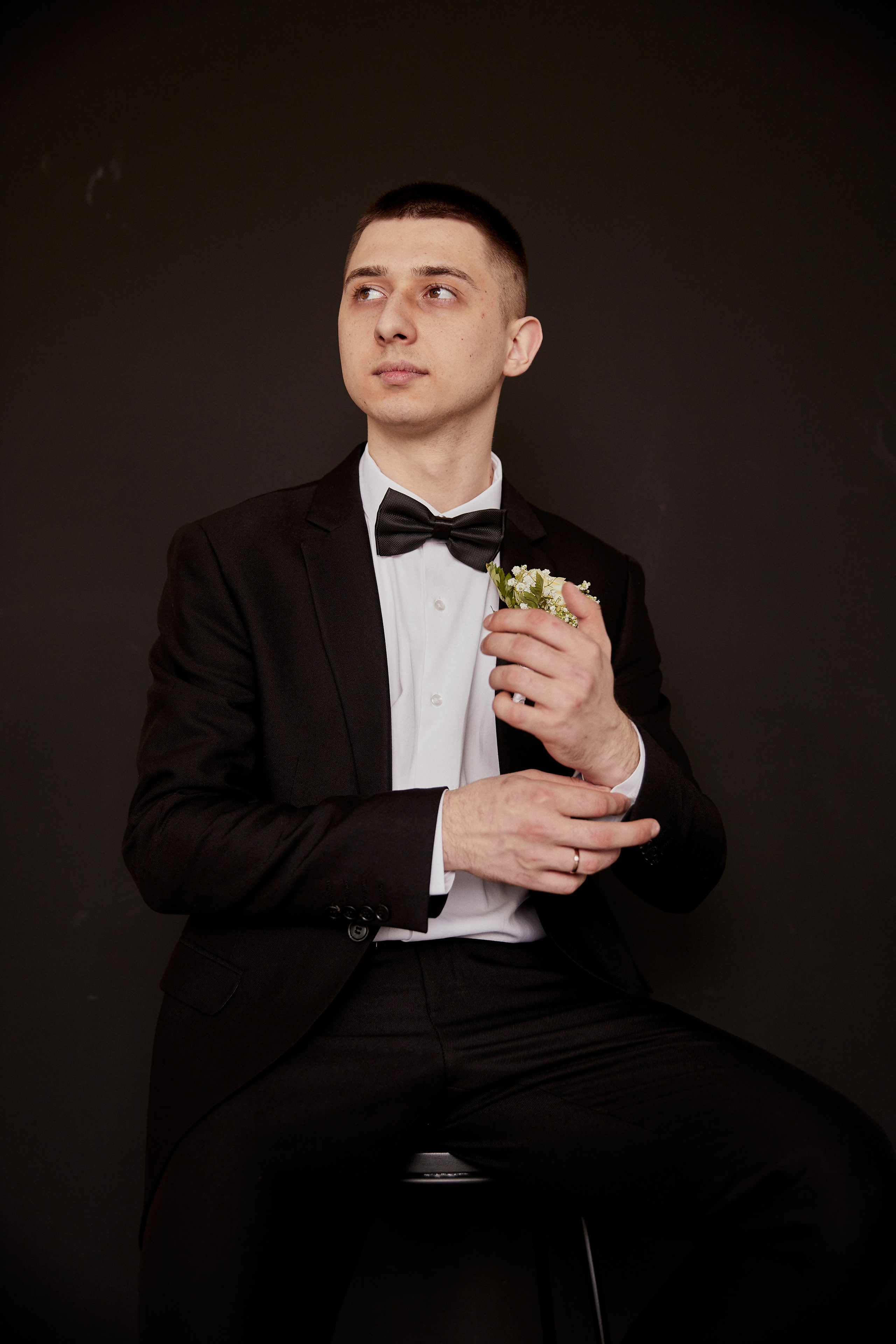 Свадебная фотосессия на у ЗАГСа в Ростове. Фотосессии в Ростове-на-Дону. Мария Роскошная