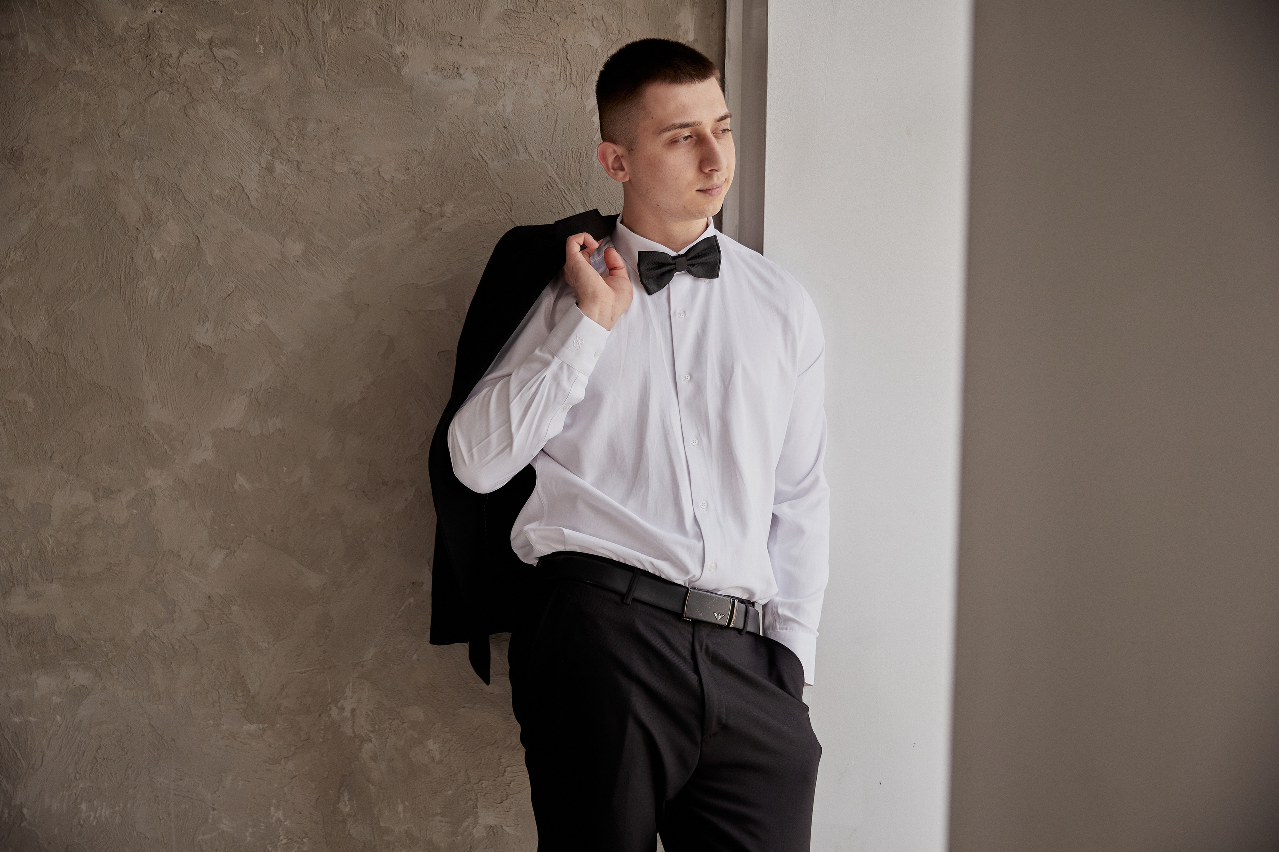 Свадебная фотосессия на у ЗАГСа в Ростове. Фотосессии в Ростове-на-Дону. Мария Роскошная