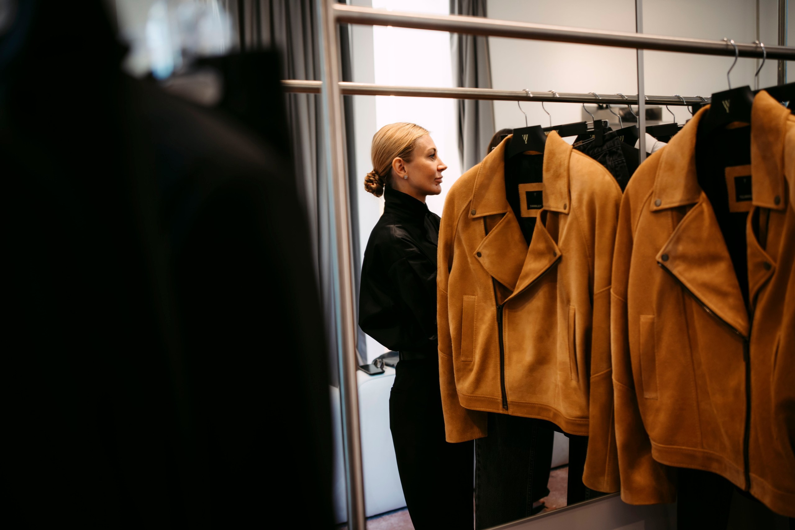 YULIAWAVE х FRWL. Саша Копылов, фотограф в Казани