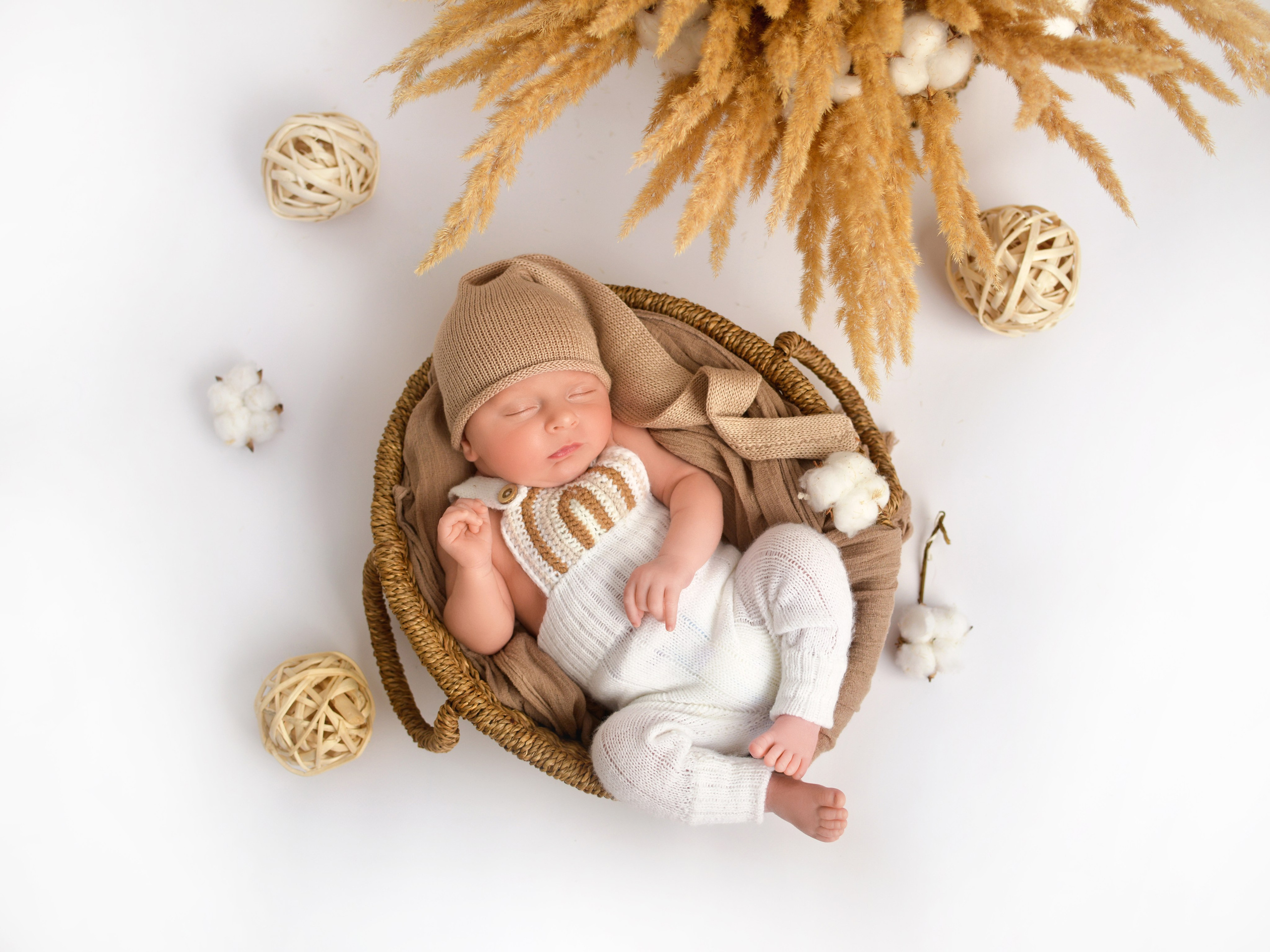 Фотосессия новорожденного ньюборн Краснодар. Фотограф новорожденных Краснодар Малышенко Надежда