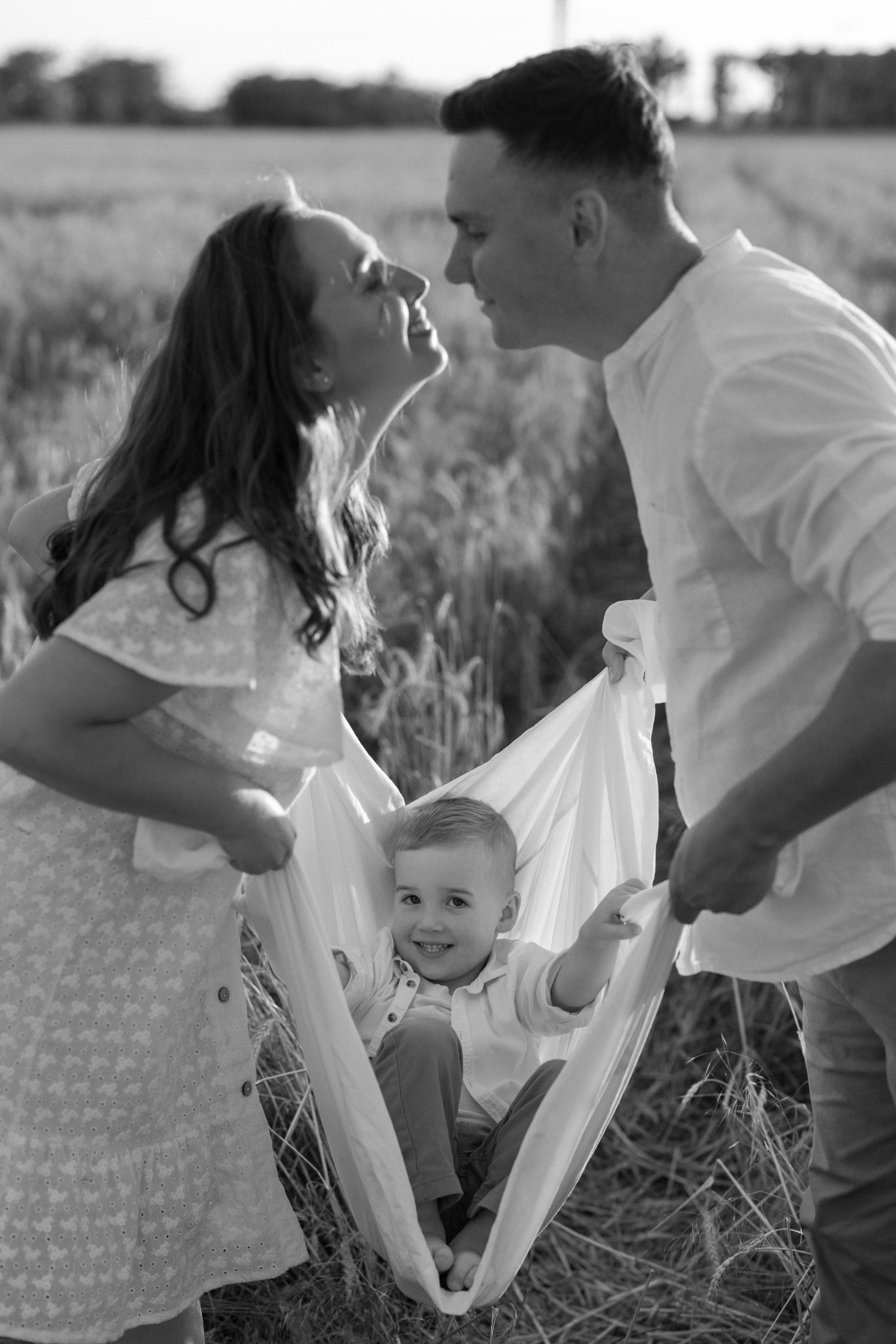 Пшеничное поле, семьи. Семейный и детский фотограф в Краснодаре Анна Трашкова