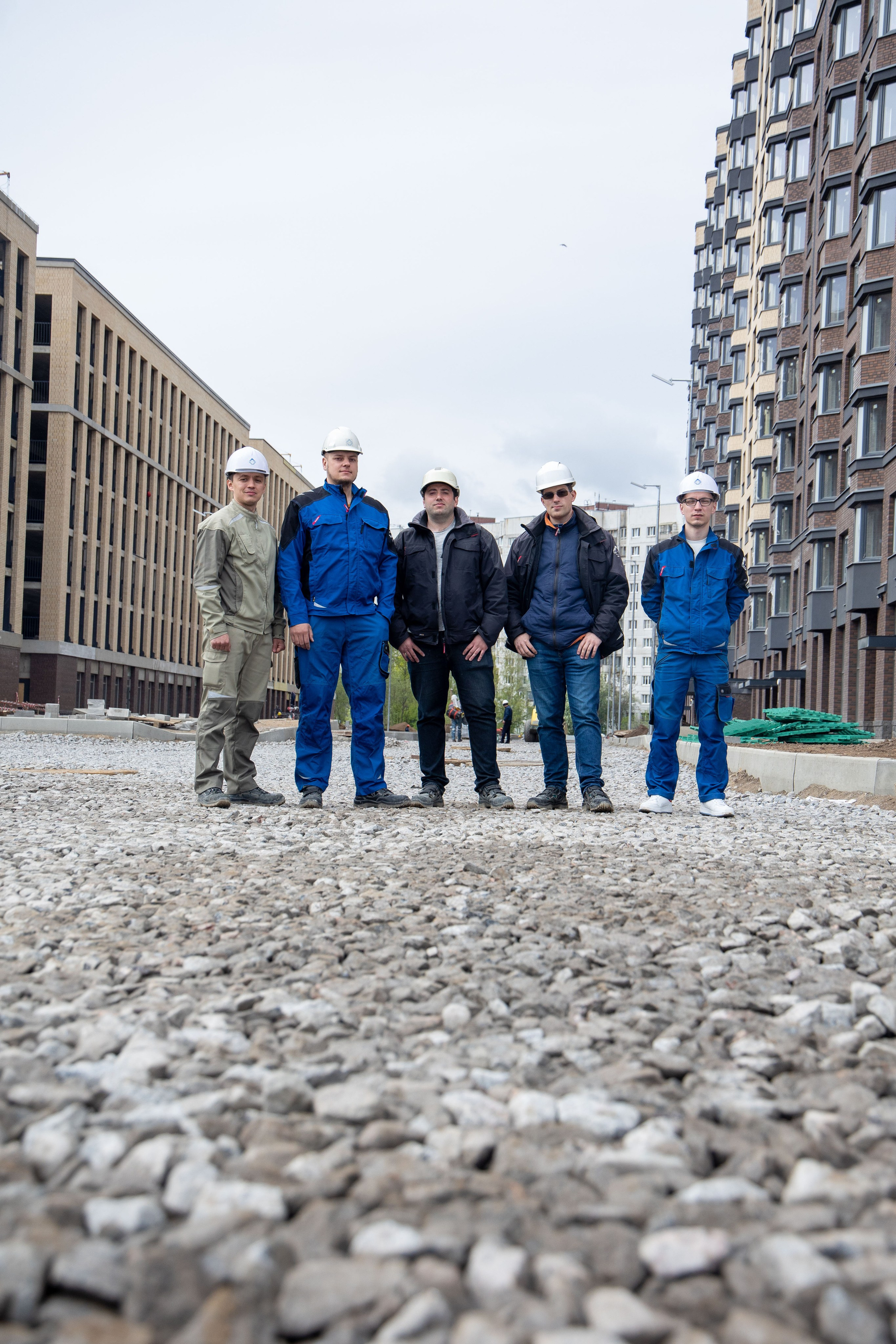 СТРОИТЕЛЬНЫЙ ТРЕСТ