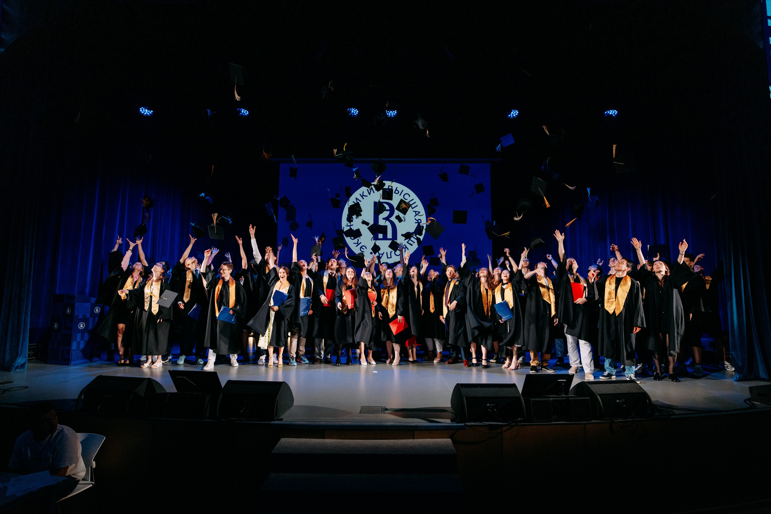 Вручение дипломов. Фото и видео съемка. Андрей Ионов