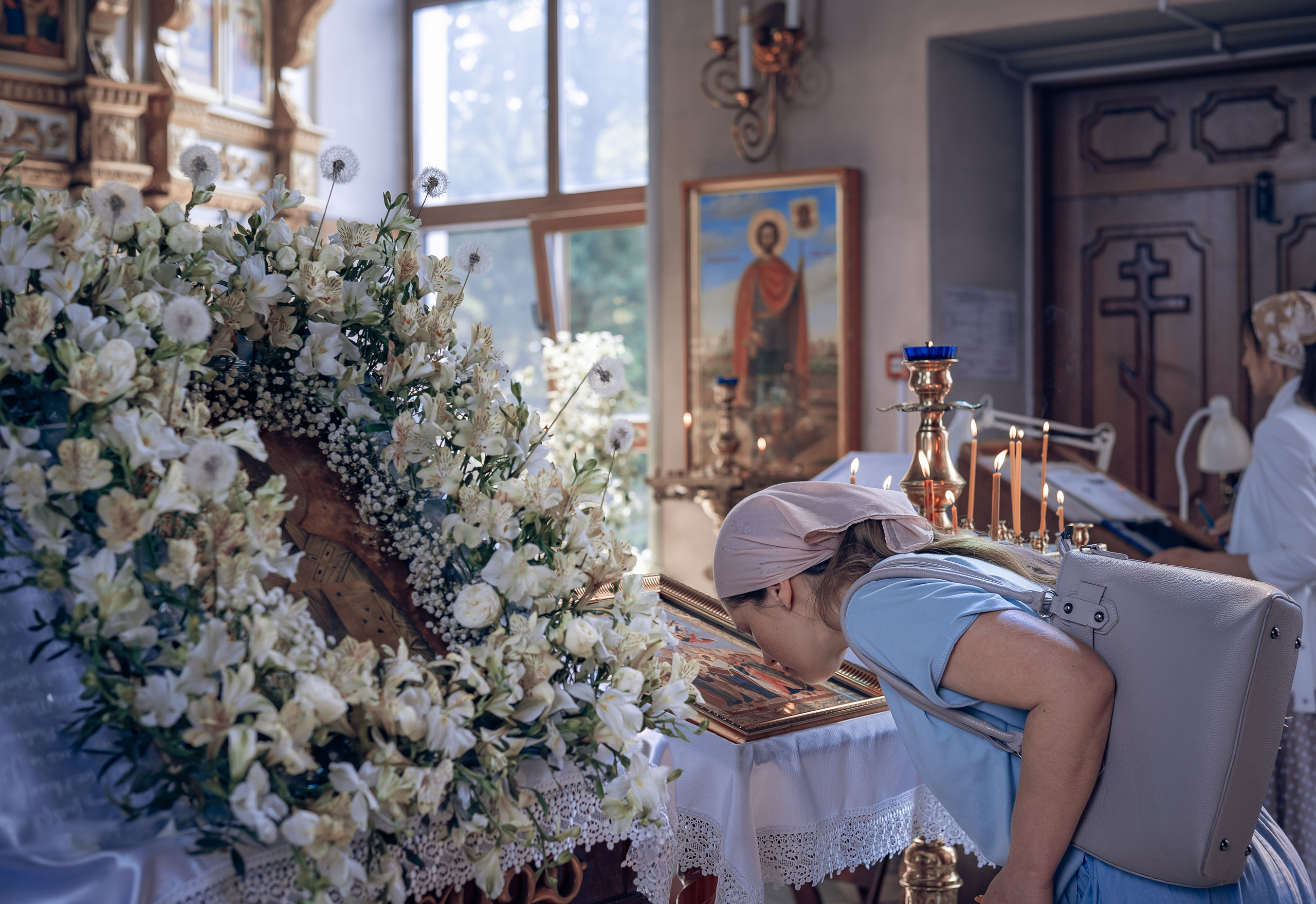 Воскресная служба в Рождественско-Николаевском храме. Фотографы крещения/венчания  Красноярск Татьяна и Вячеслав Переваловы