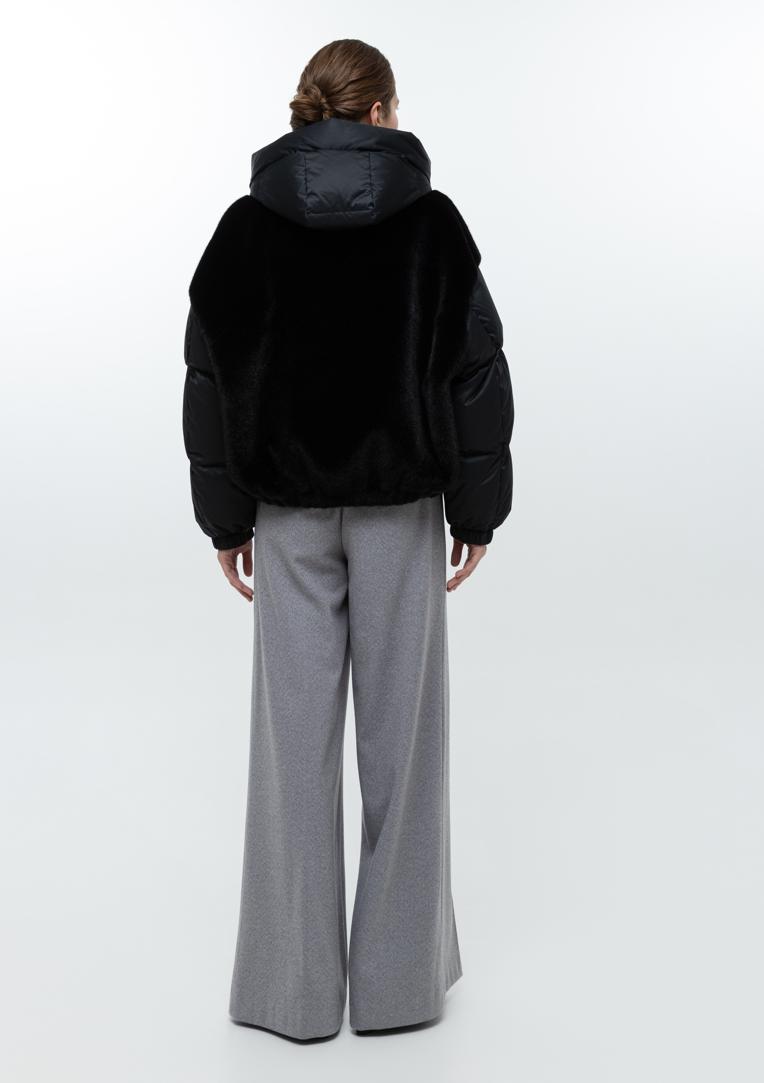 Каталог. Верхняя одежда + трикотаж бренда. 4ч,. Визажист для брендов, Фэшн продюсер Олеся Глушкова