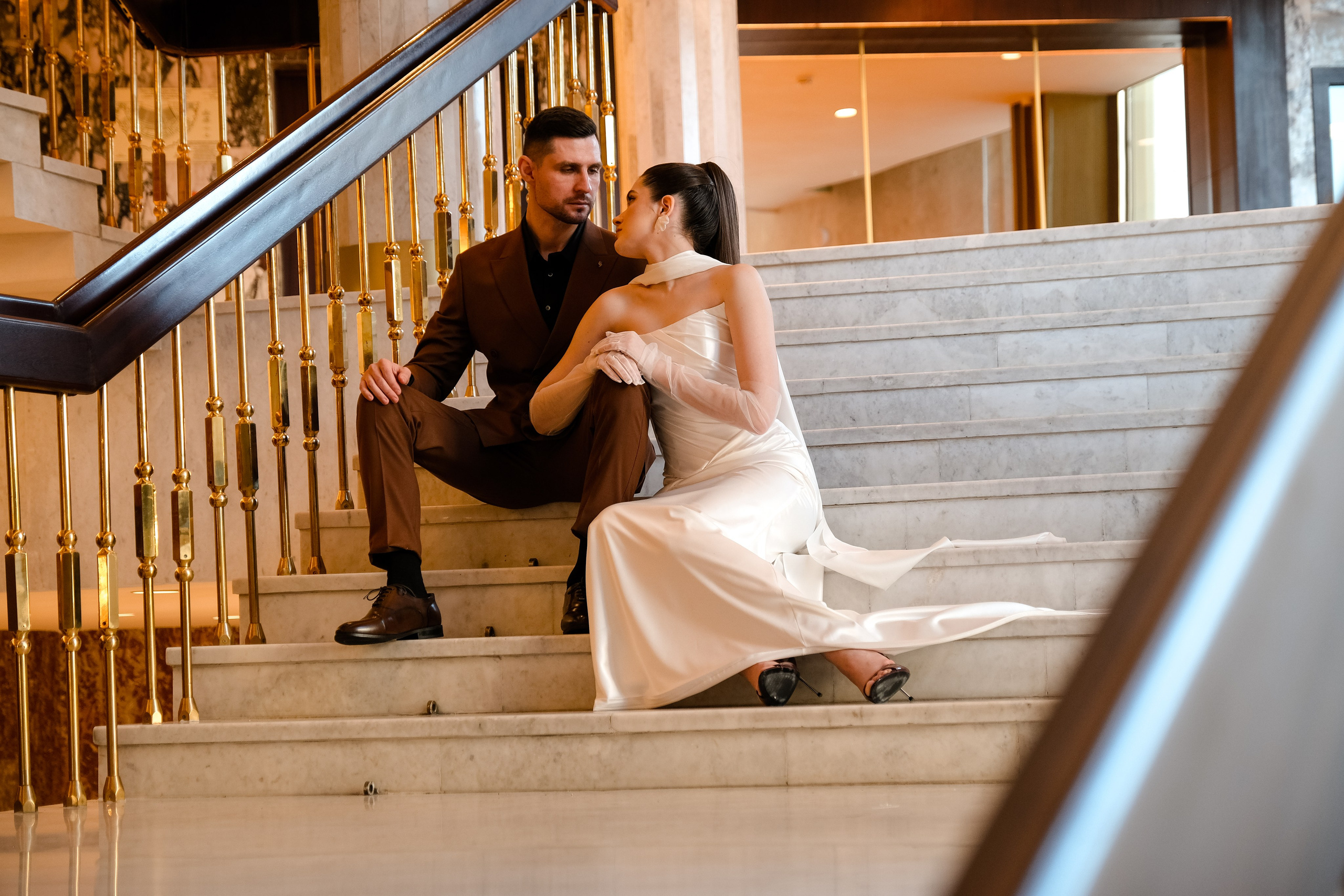 Свадебная фотосессия в театре драмы имени Наума Орлова. Свадебный фотограф в Челябинске Сырчикова Наталья