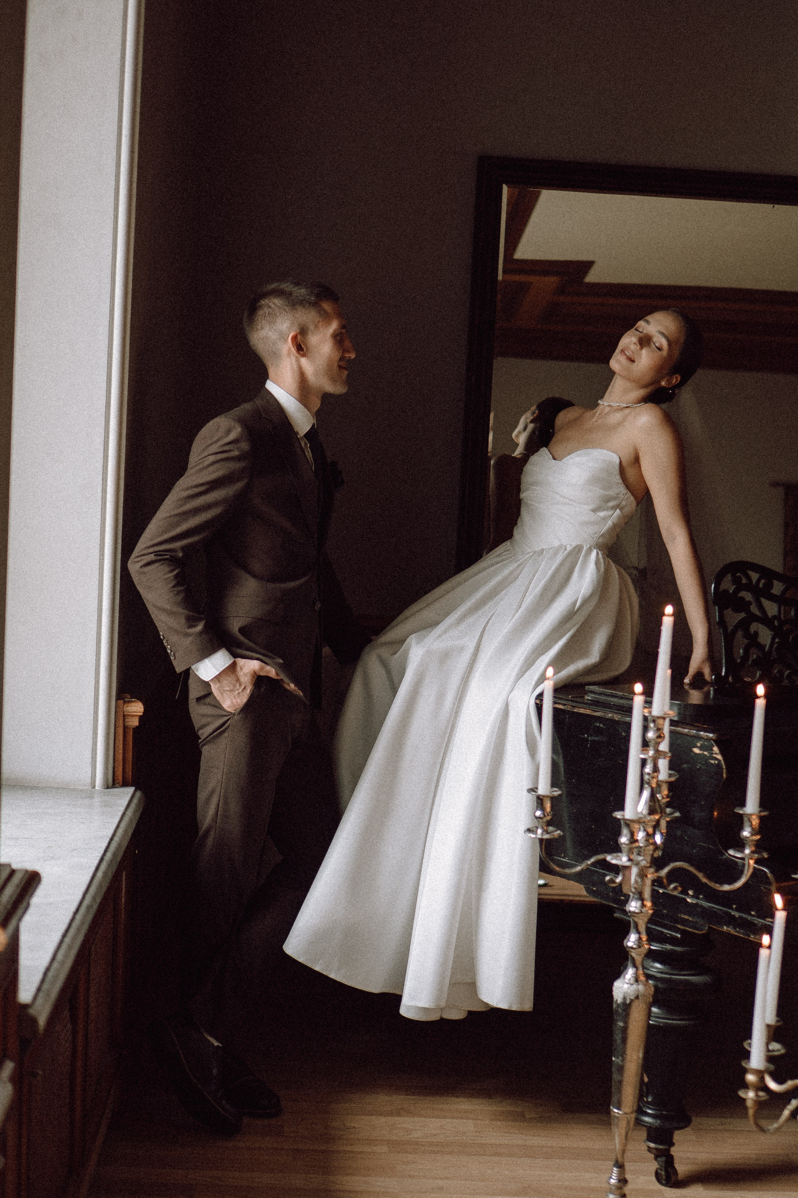 СВАДЕБНАЯ ПРОГУЛКА В САНТК-ПЕТЕРБУРГЕ (ИСАКИЕВСКИЙ СОБОР, ЗИМНЯЯ КАНАВКА, ЭРМИТАЖ И БОЛЬШАЯ МОРСКАЯ УЛИЦА). Профессиональный фотограф, Санкт-Петербург — Виктория Богомолова