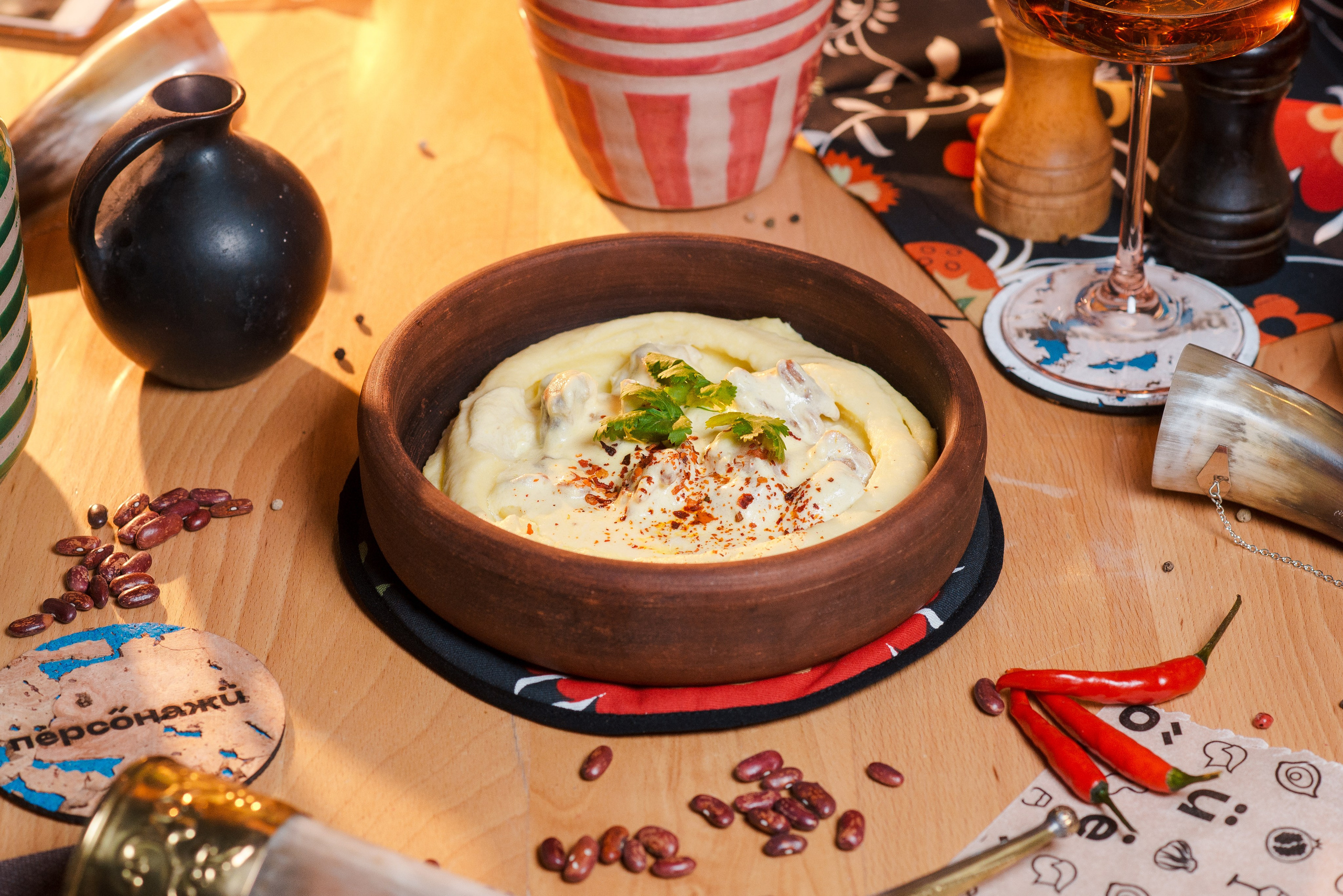 Персонажи. Главная