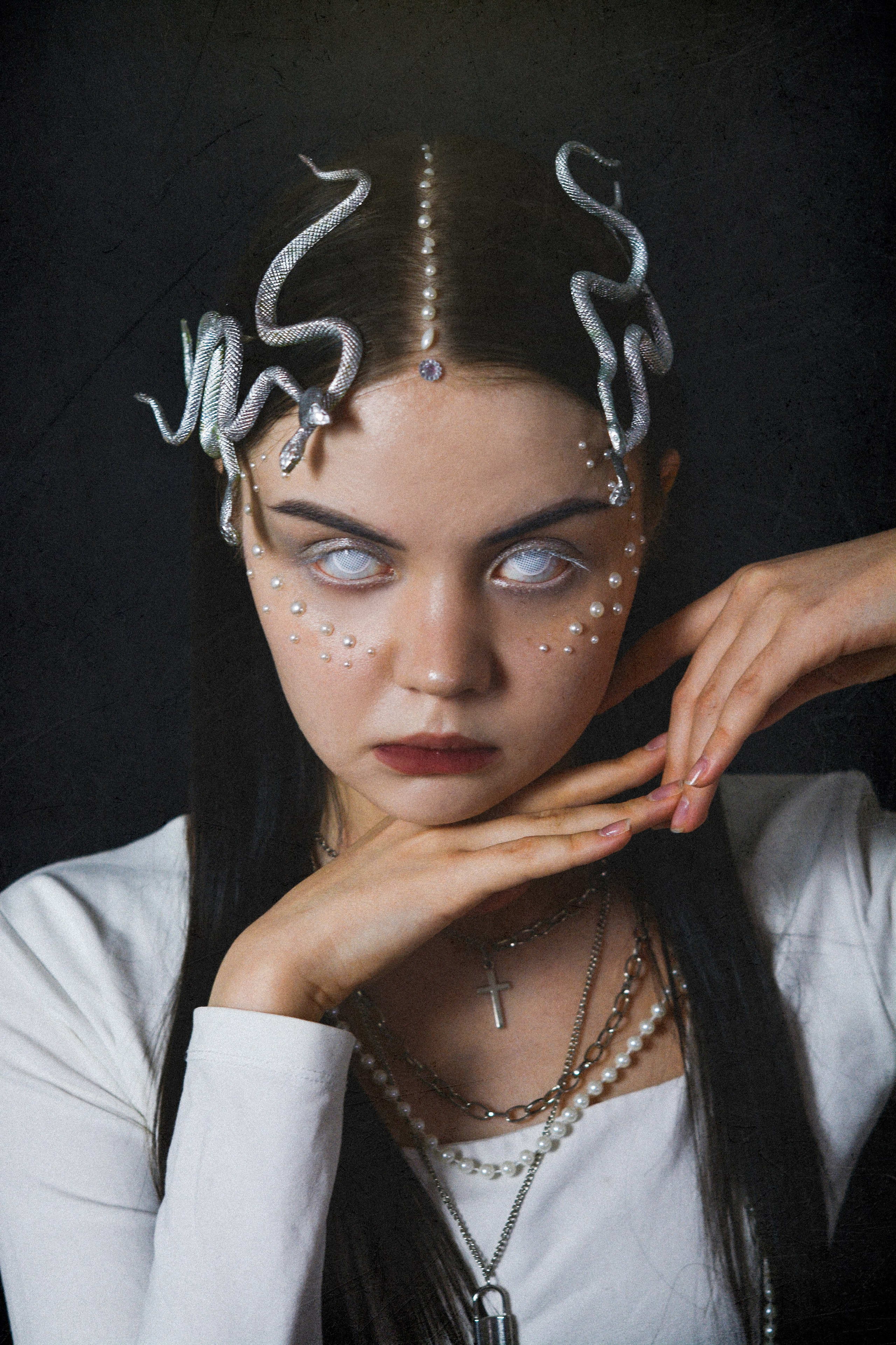 Snakes. Vcut studio| Фотограф Валерия Мустаева