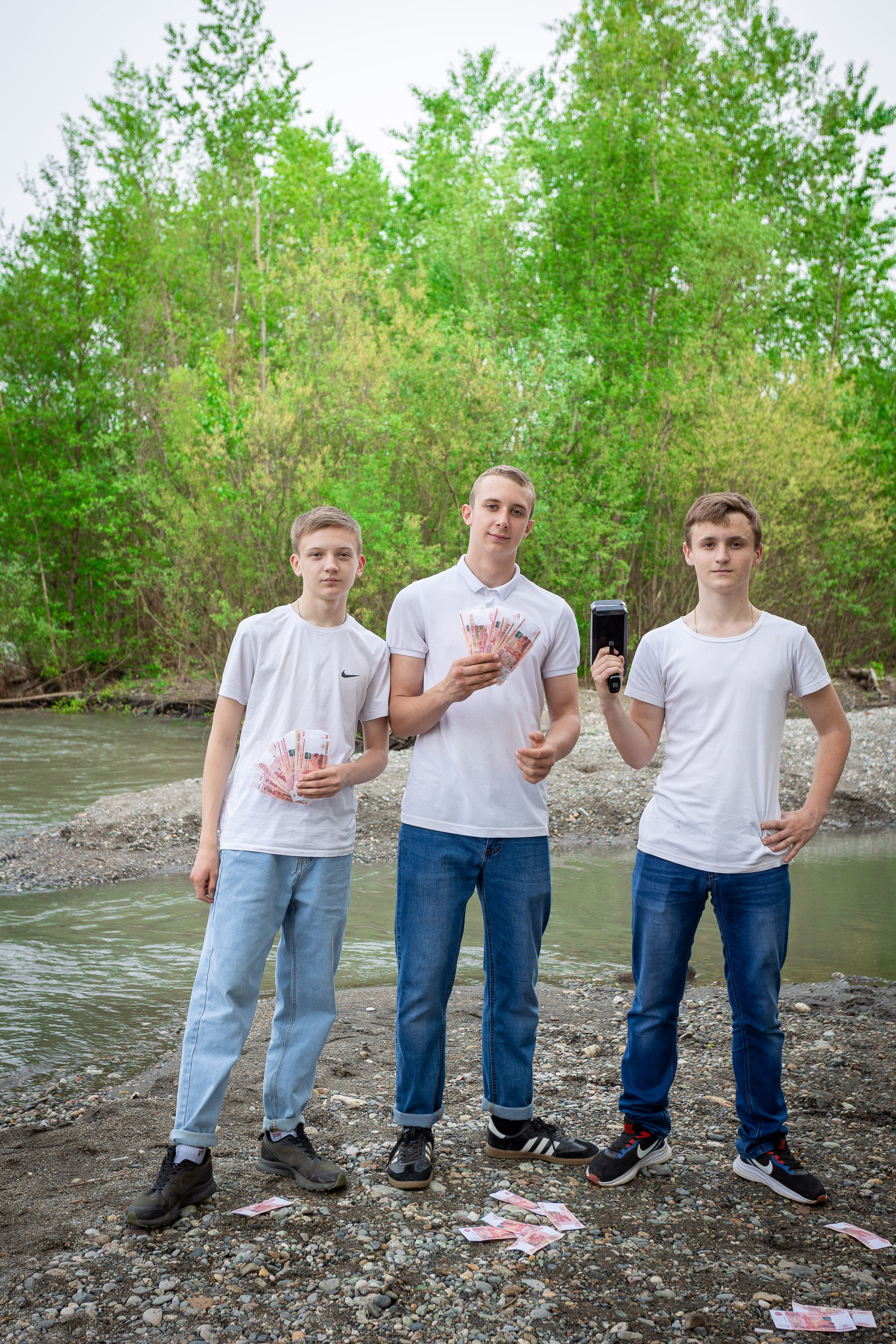 Уличная фотосессия на выпускной альбом. Выпускные альбомы Майкоп, Краснодар Елена Золотарева