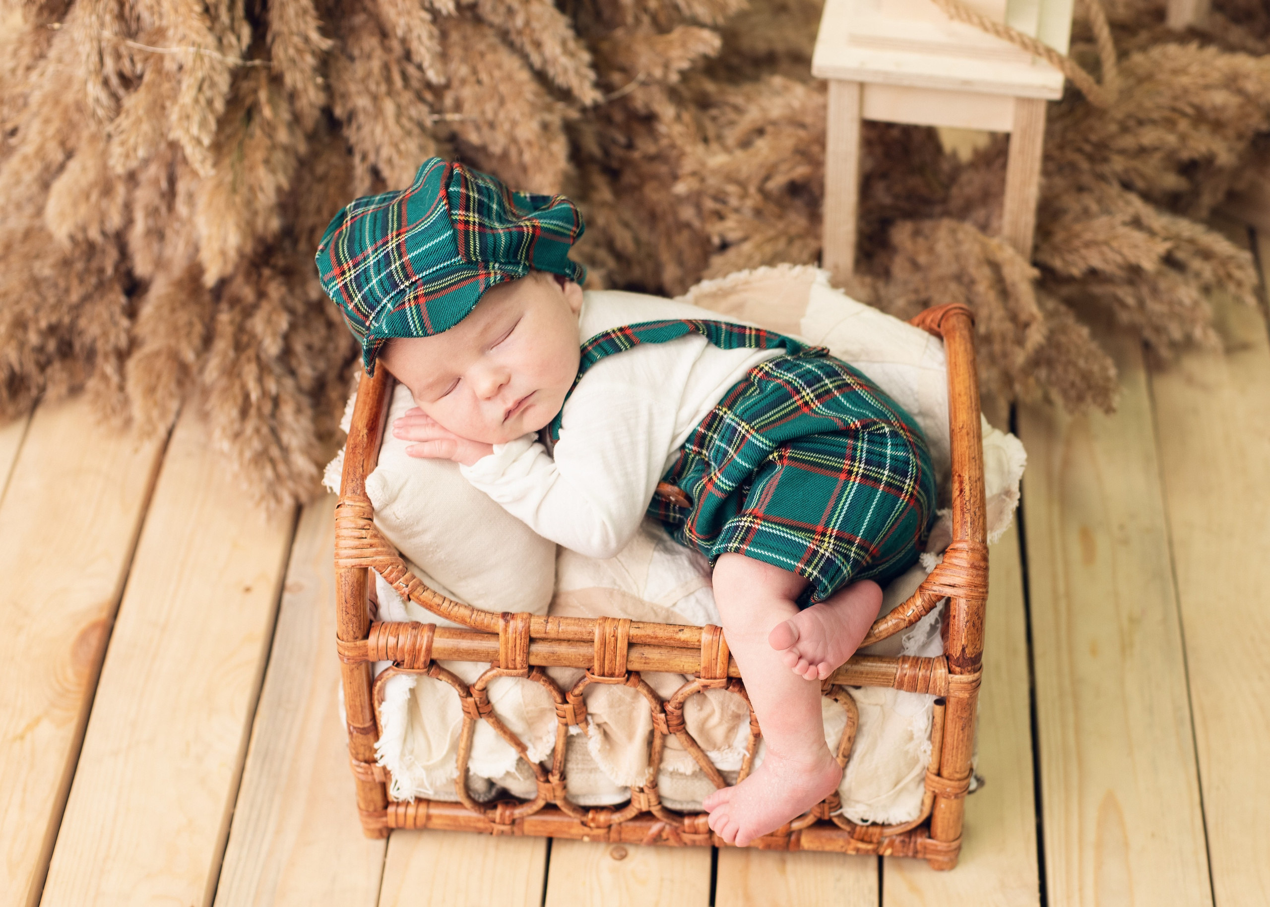 Матвей. Фотограф новорожденных в г. Россошь Виктория Нечепуренко