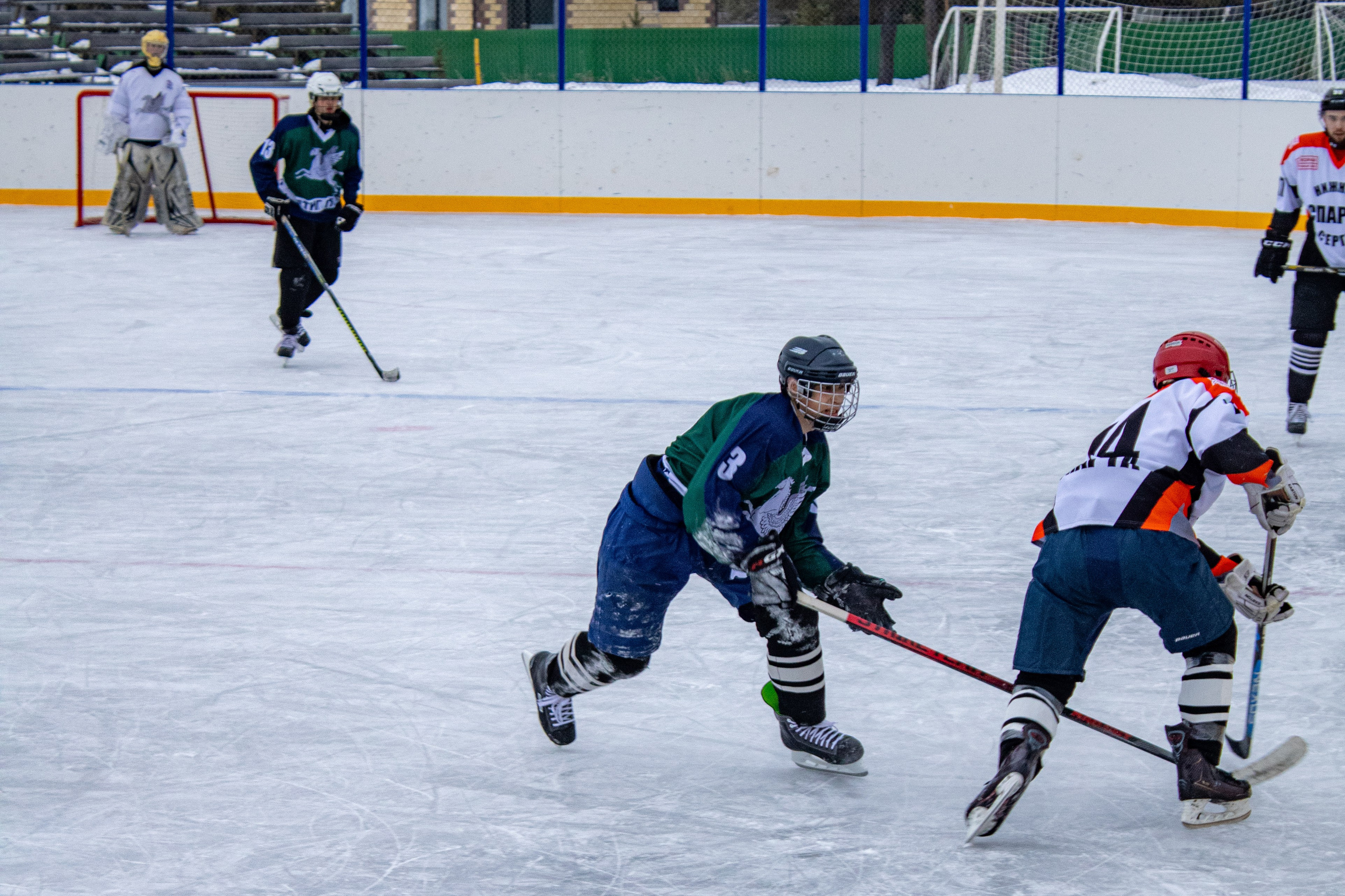 Хоккей г.п Атиг-г.Нижние Серги