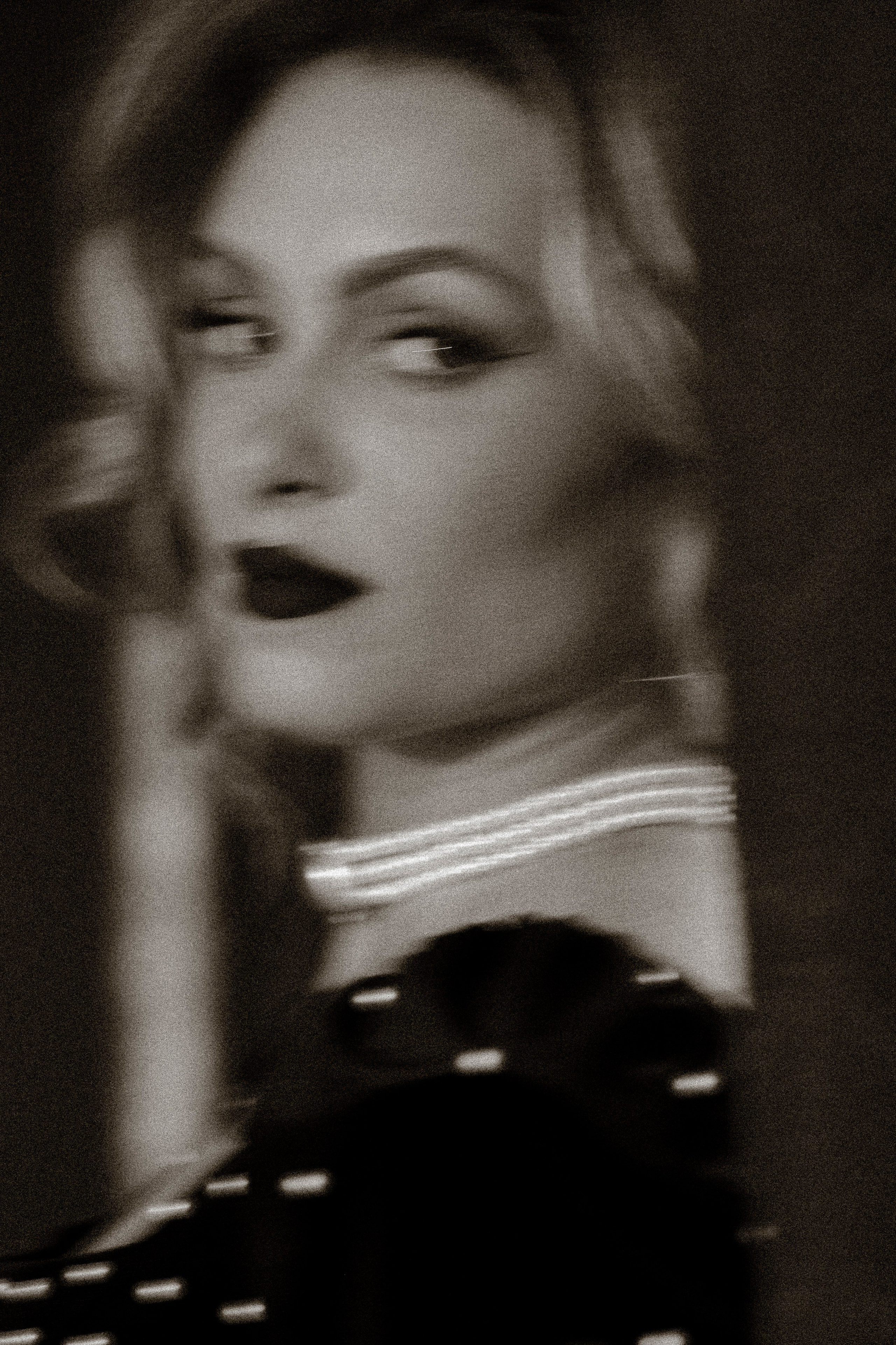 Марина. Ноты Грейс Келли. Евгения Мусатова — женский фотограф. Работаю в республике Удмуртия. Выезжаю на съемки в другие города