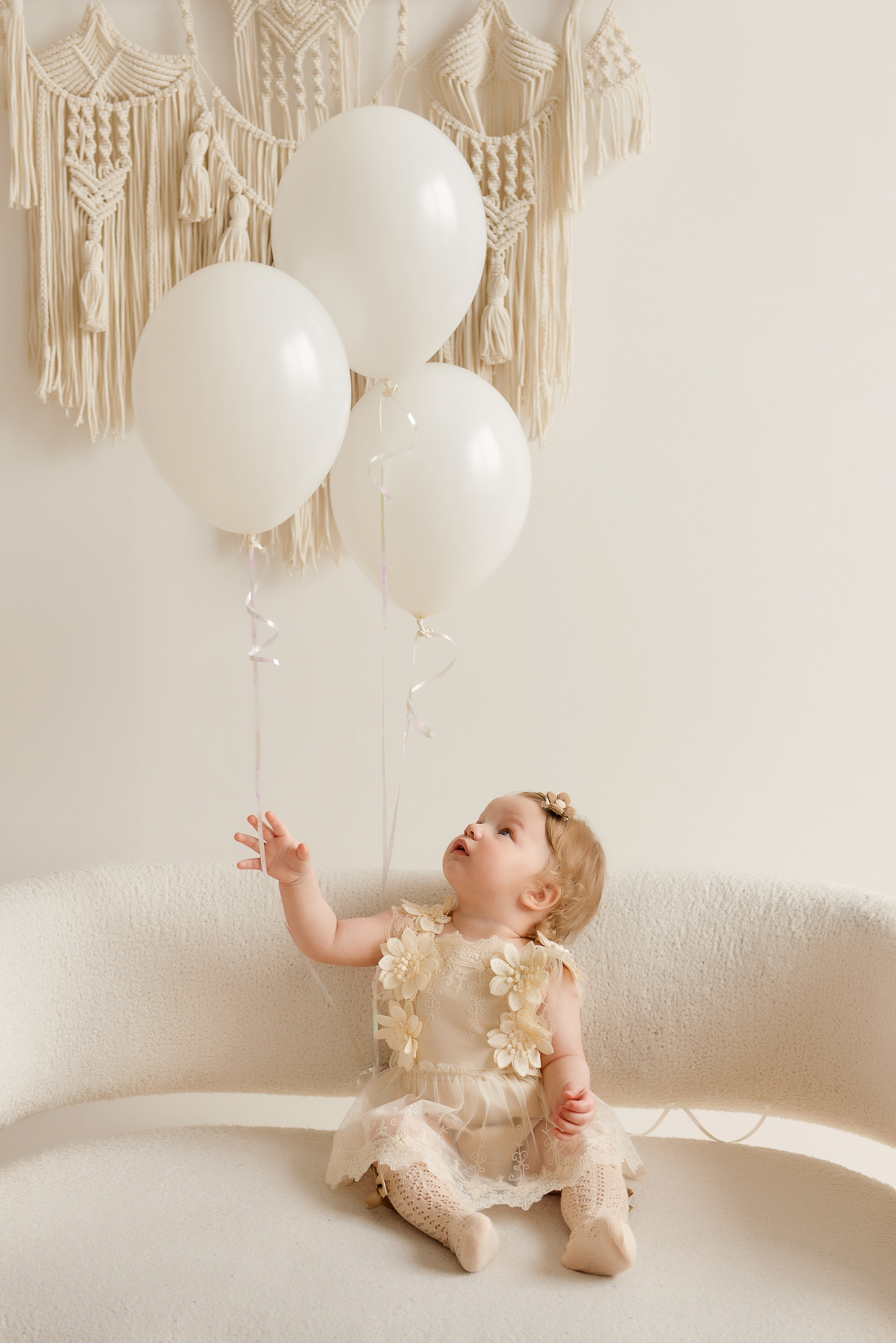 Семейная фотосессия 1 год в Москве. Детский фотограф в Долгопрудном и Москве