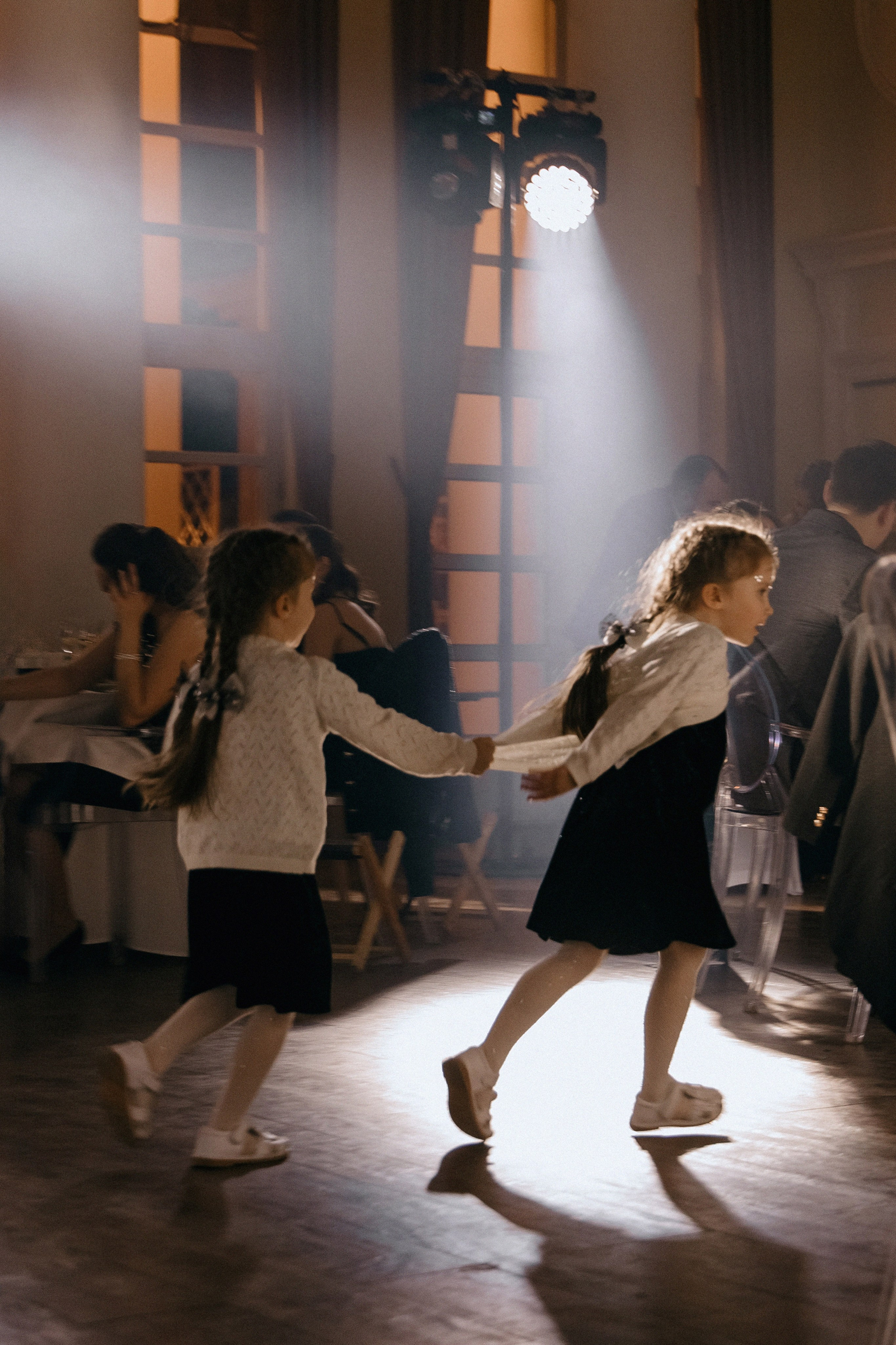 Свадебный банкет на вилле Политика. Свадебный фотограф Москва