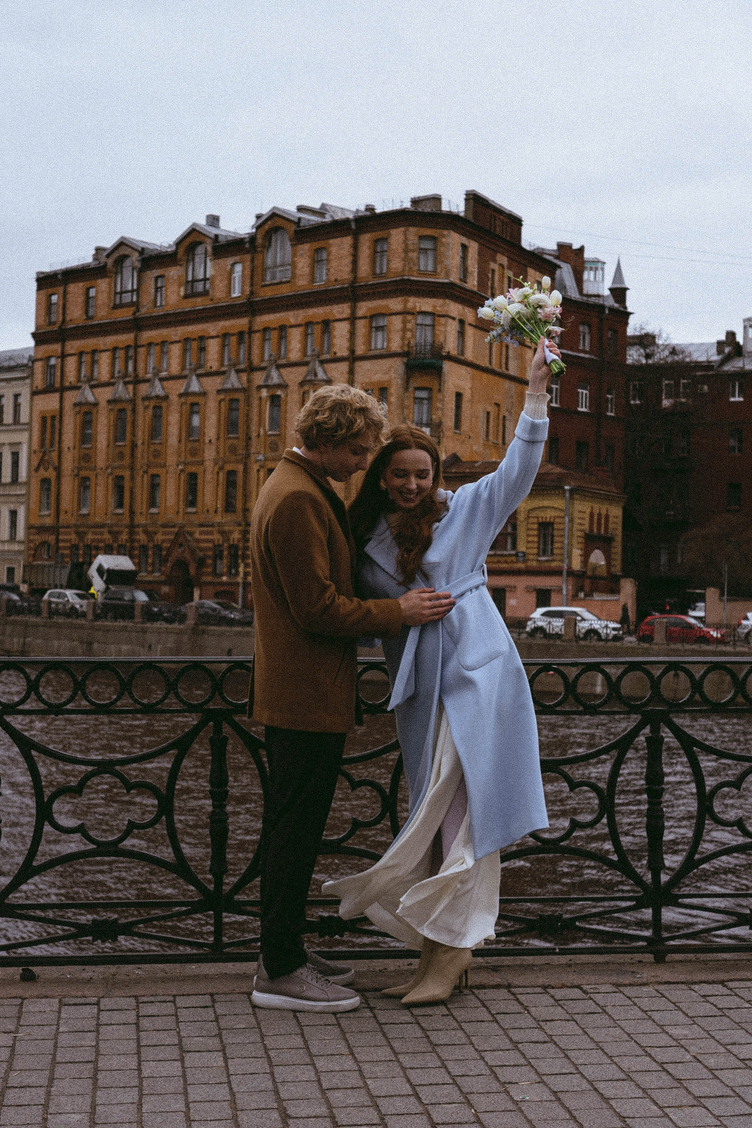 СВАДЕБНАЯ ПРОГУЛКА ПО ПЕТРОГРАДКЕ ВЕСНОЙ (ФОТОСЕССИИЯ ПАРЫ СВАДЕБНАЯ). Профессиональный фотограф, Санкт-Петербург — Виктория Богомолова