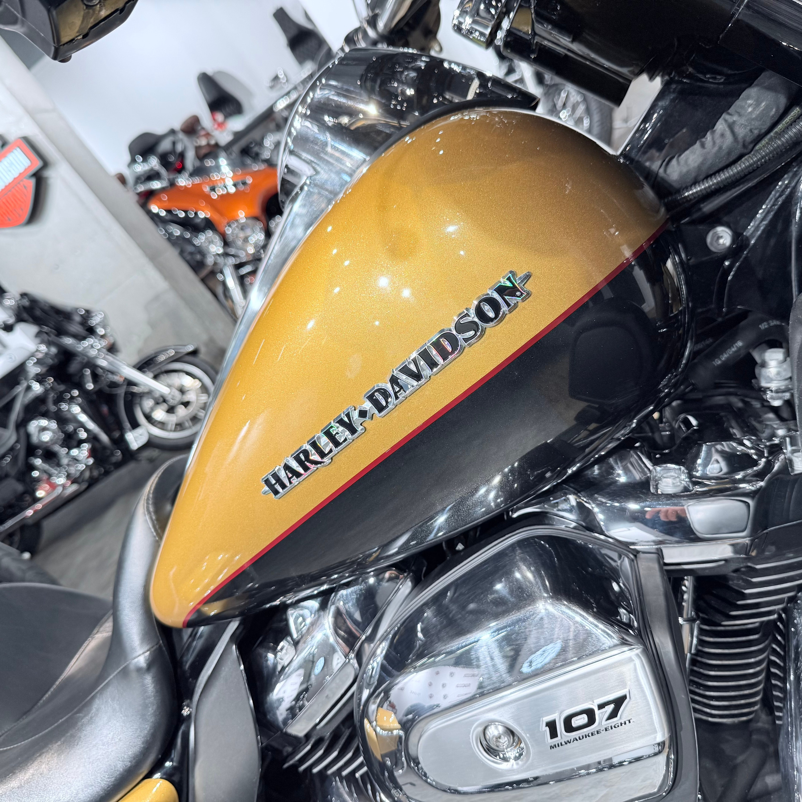 2017 Elеctra Glide Ultra Limited 107 Вlасk Hills Gold. Hello Davidson, Москва. Только хорошие мотоциклы…