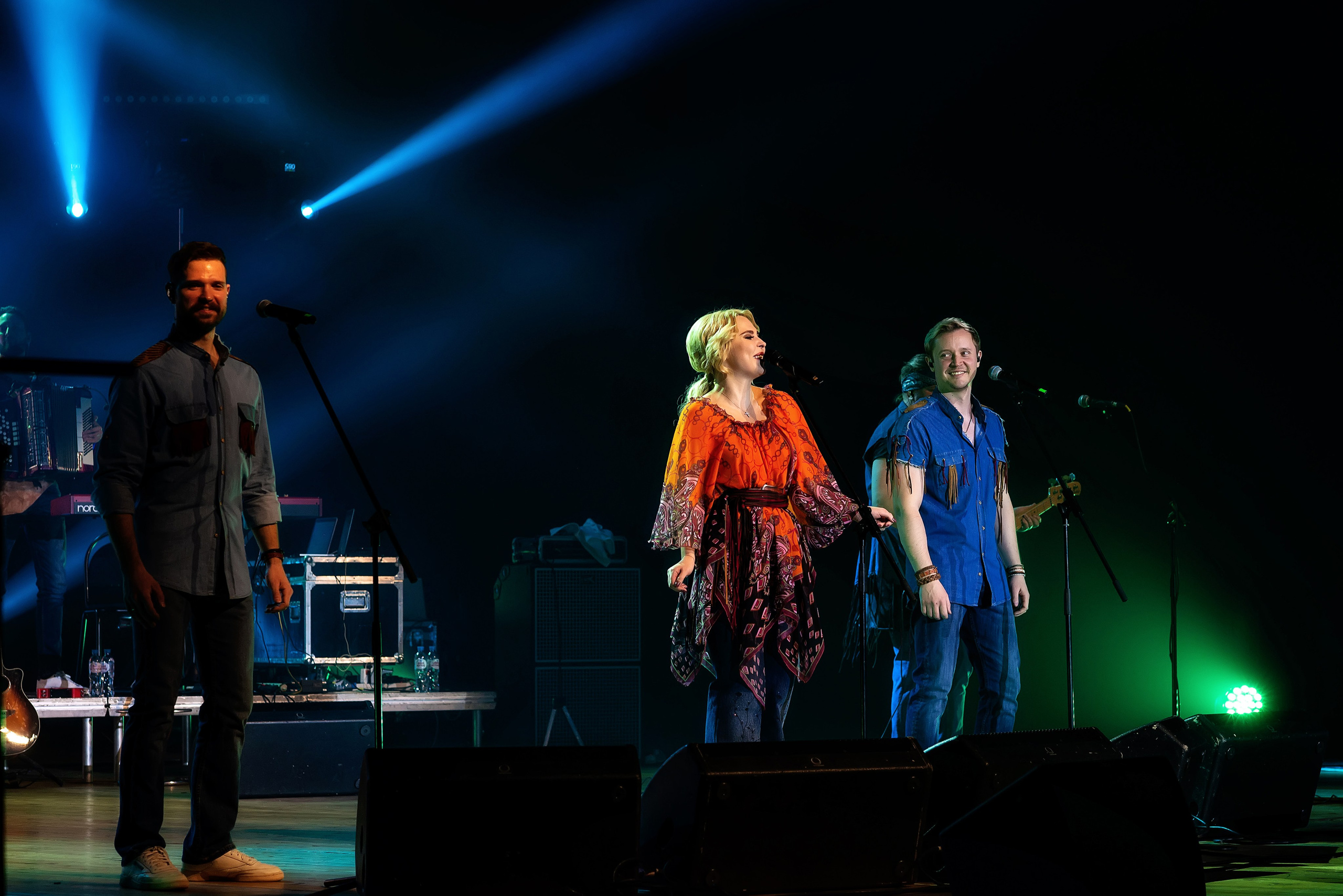 Концерт Пелагеи. Школьный, фэшн фотограф в Тюмени и в России Ирина Королева