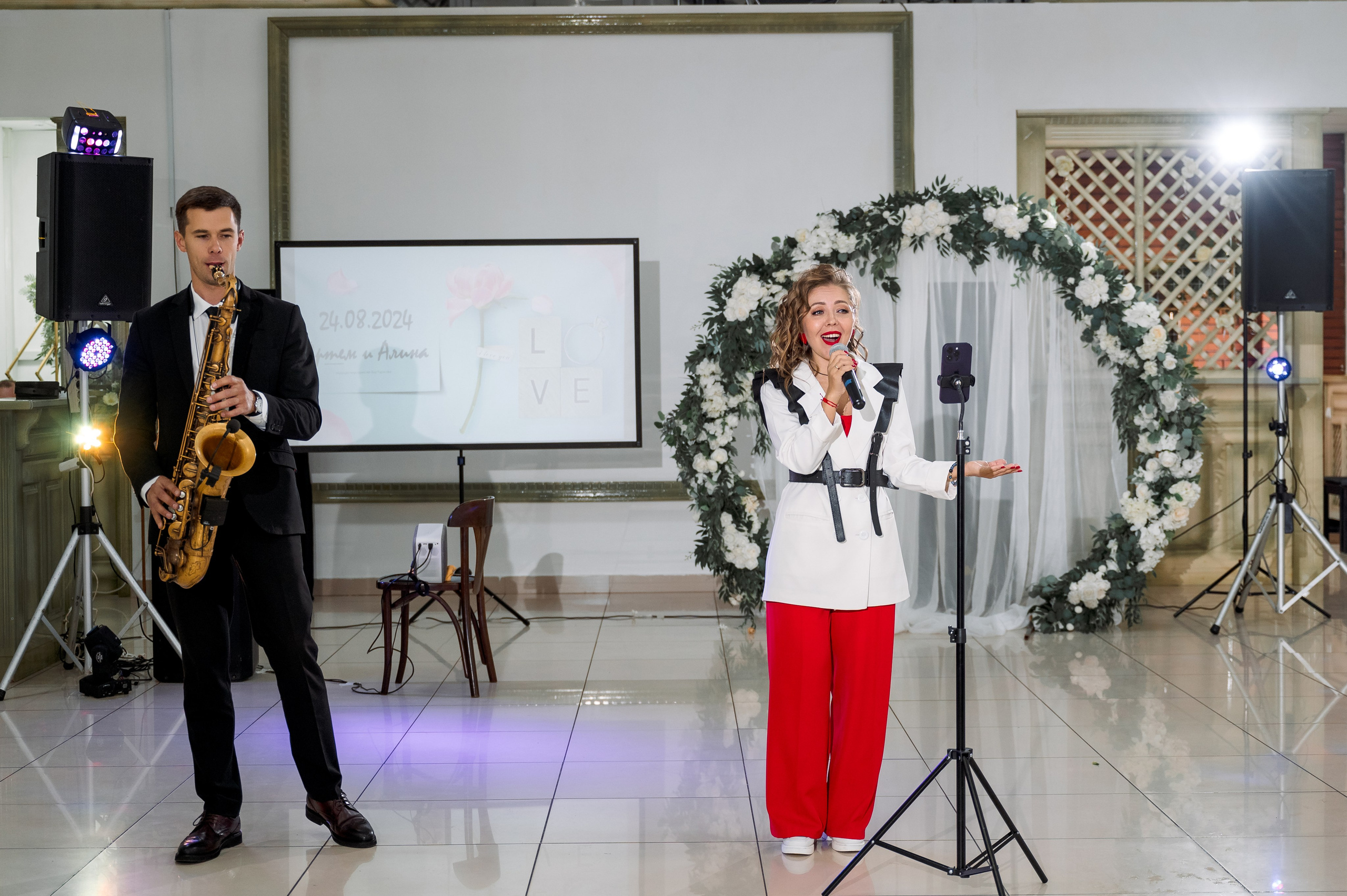 Ведущая Октябрьский