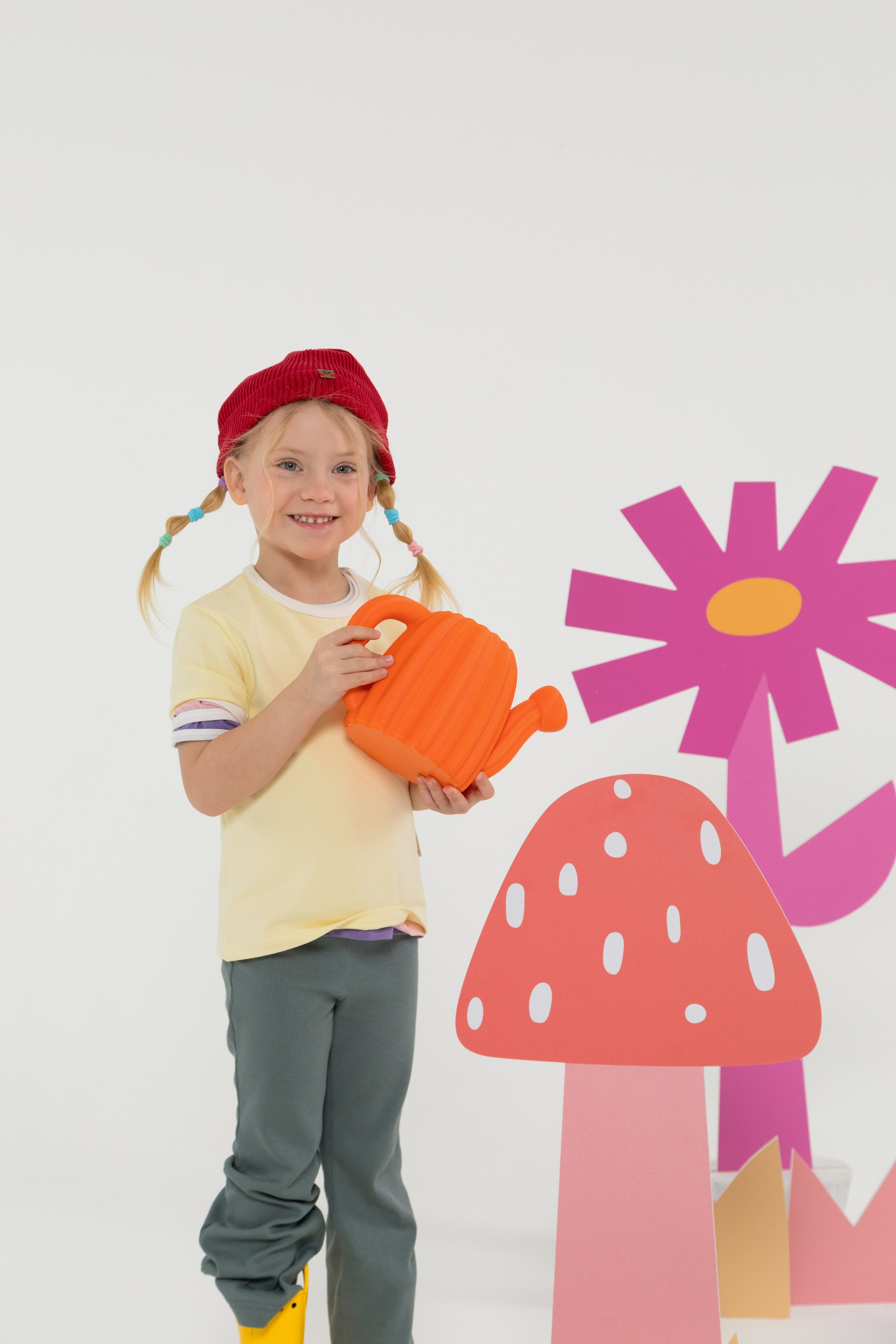 Имиджевая и каталожная съёмка для бренда детских пазлов. Детский и контент фотограф Надя Волкова Санкт-Петербург