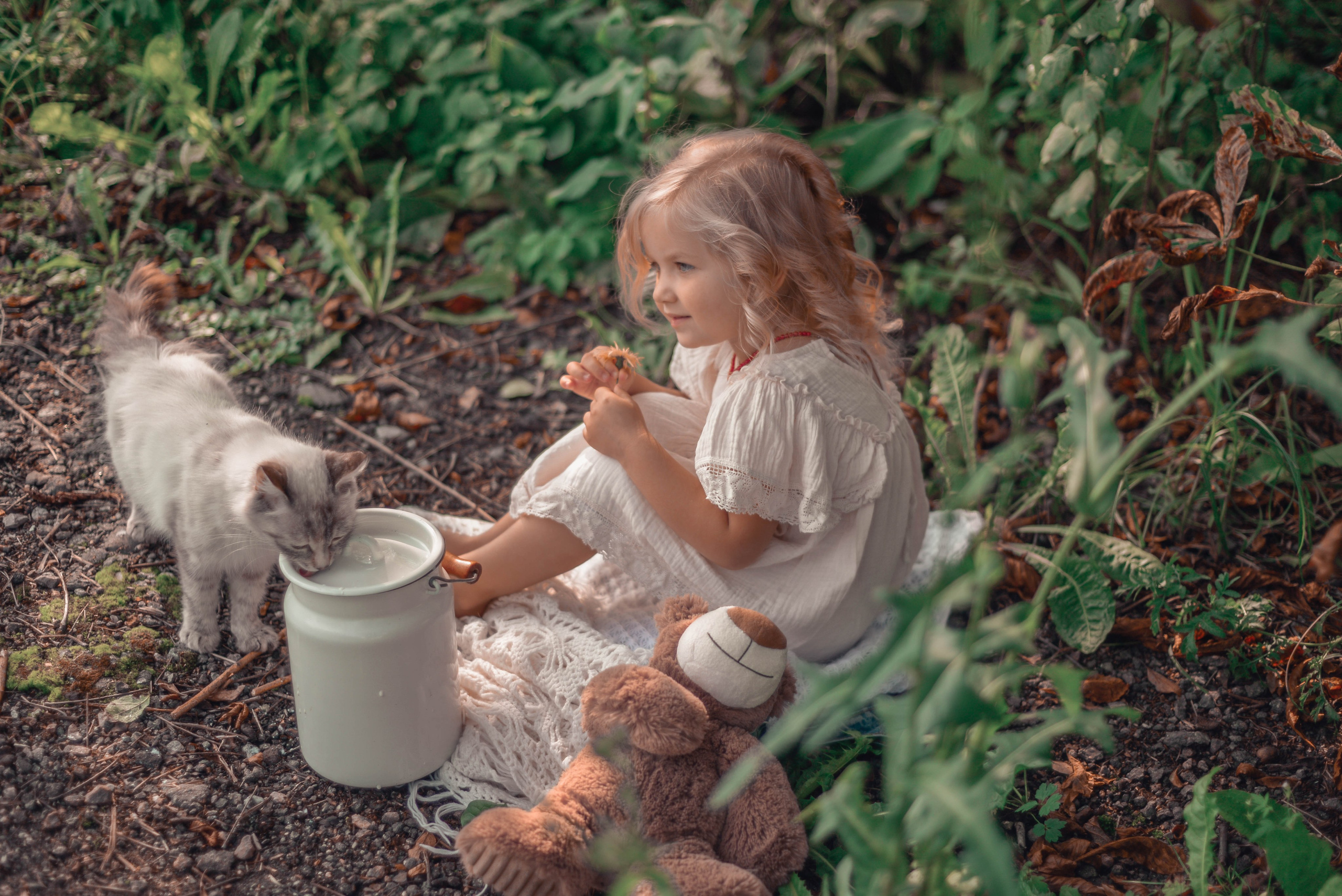 Вера с котёнком. Семейный и детский фотограф в Москве (Тинао) Галкина Алевтина