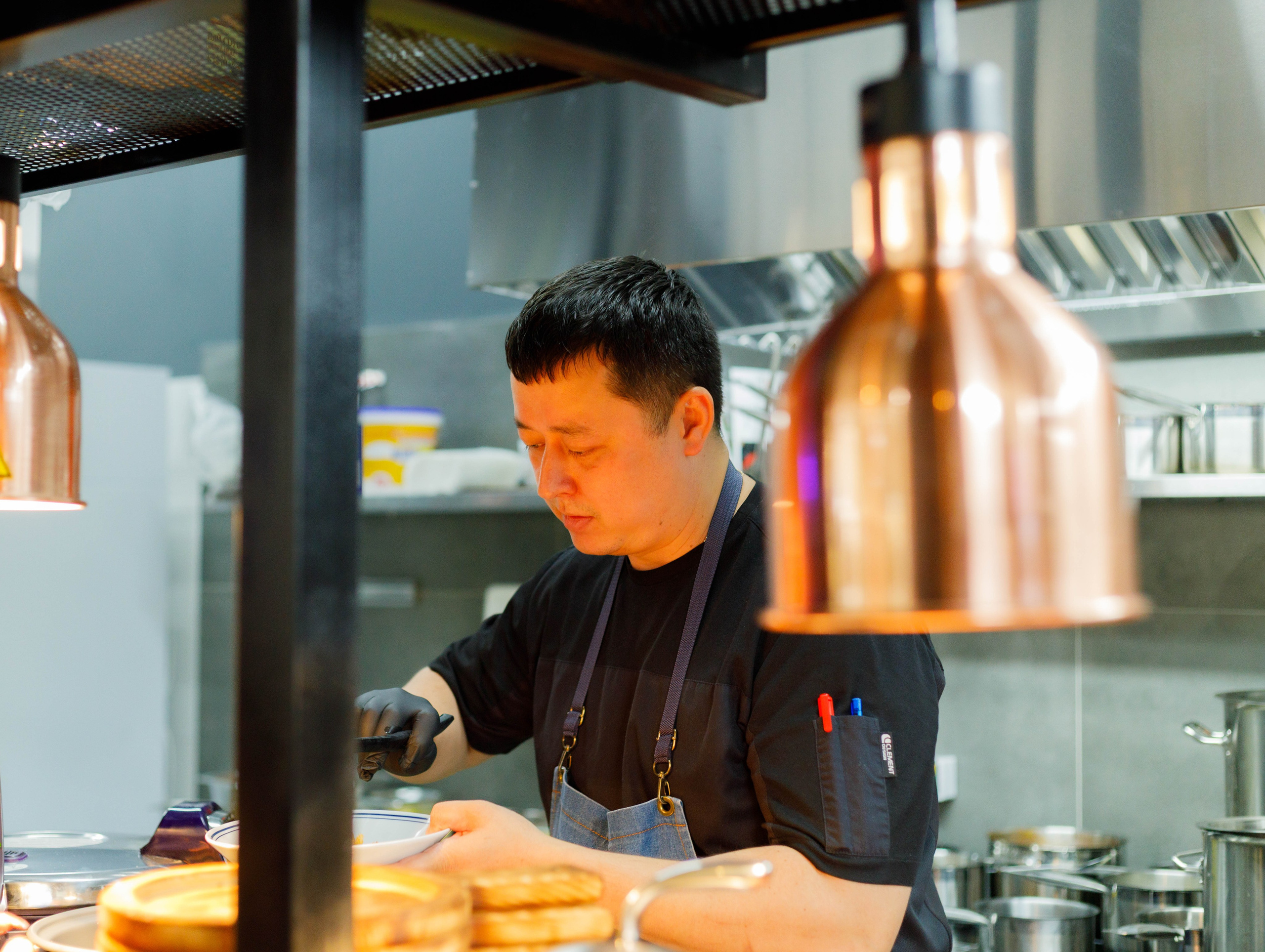 Кухня Ли. Открытие. Репортажный фотограф в Новосибирске Алена Помазунова